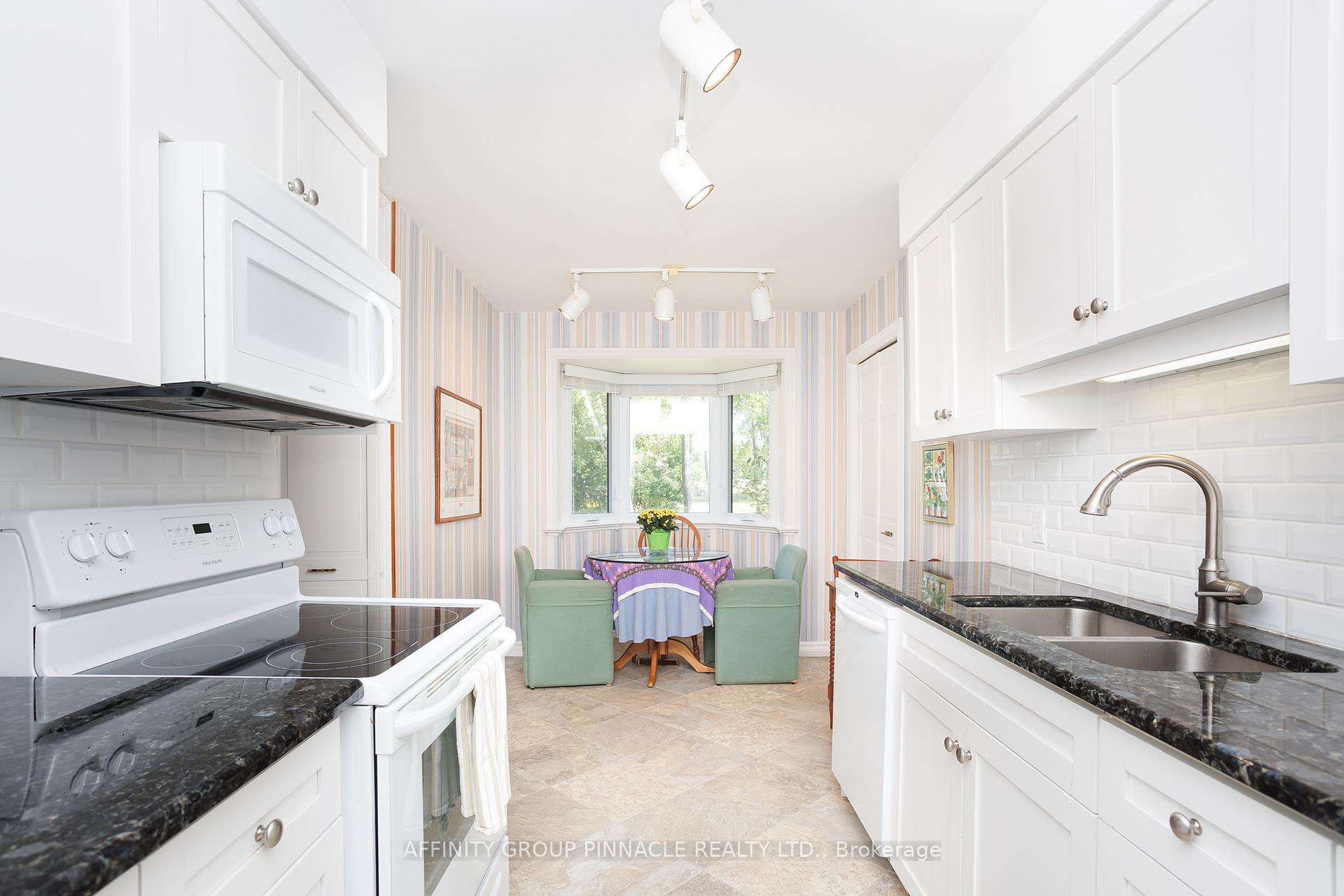 Photo 9 of Unit 1, 90 Parklawn Boulevard, Brock, Beaverton — HOMEH