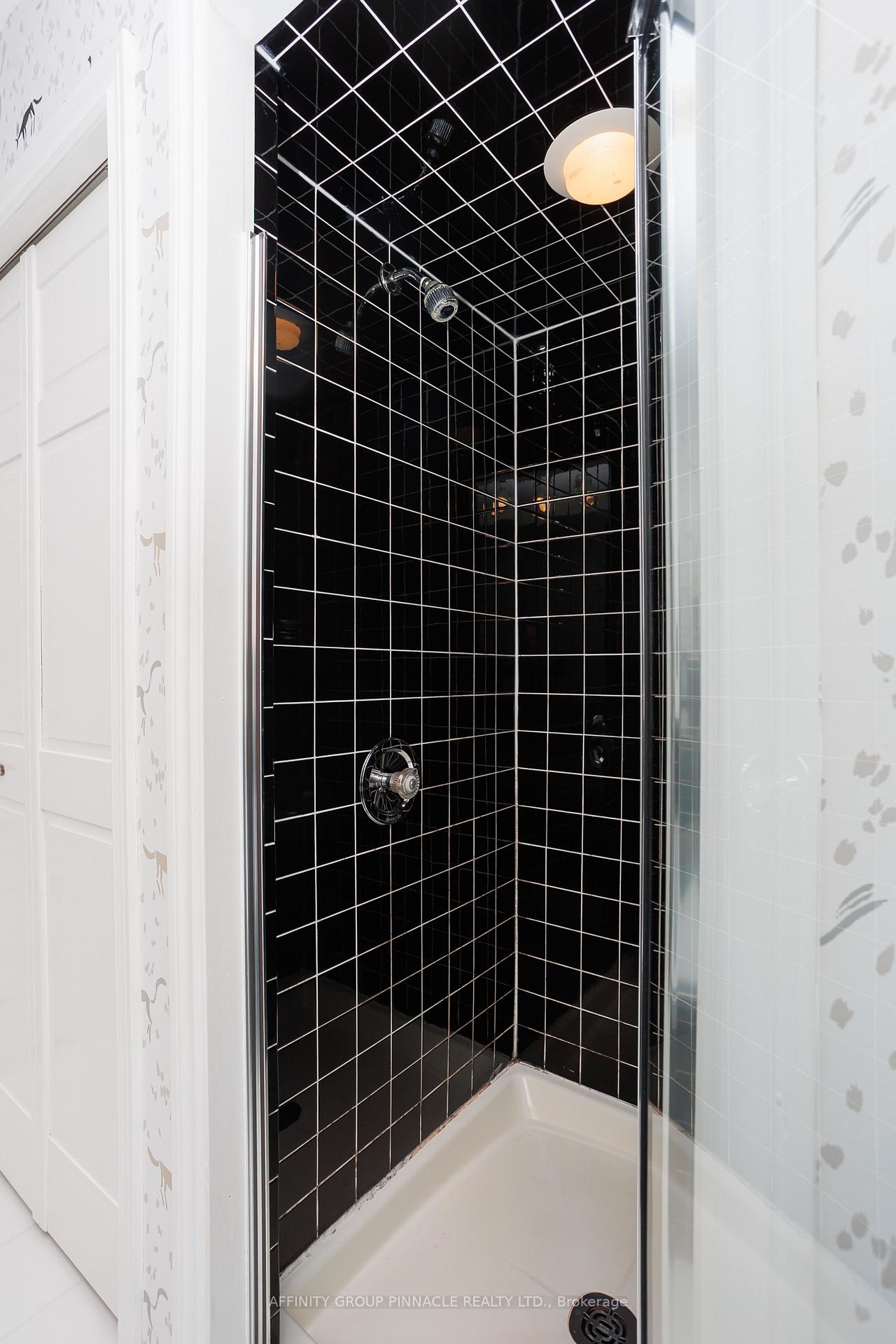 Photo 23 of Unit 1, 90 Parklawn Boulevard, Brock, Beaverton — HOMEH