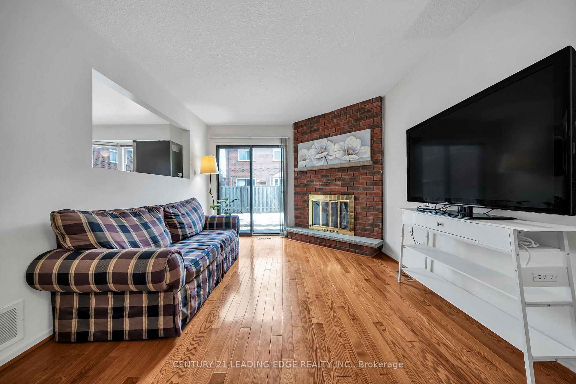 Photo 22 of 4 Treerun Avenue, Scarborough, Steeles — HOMEH