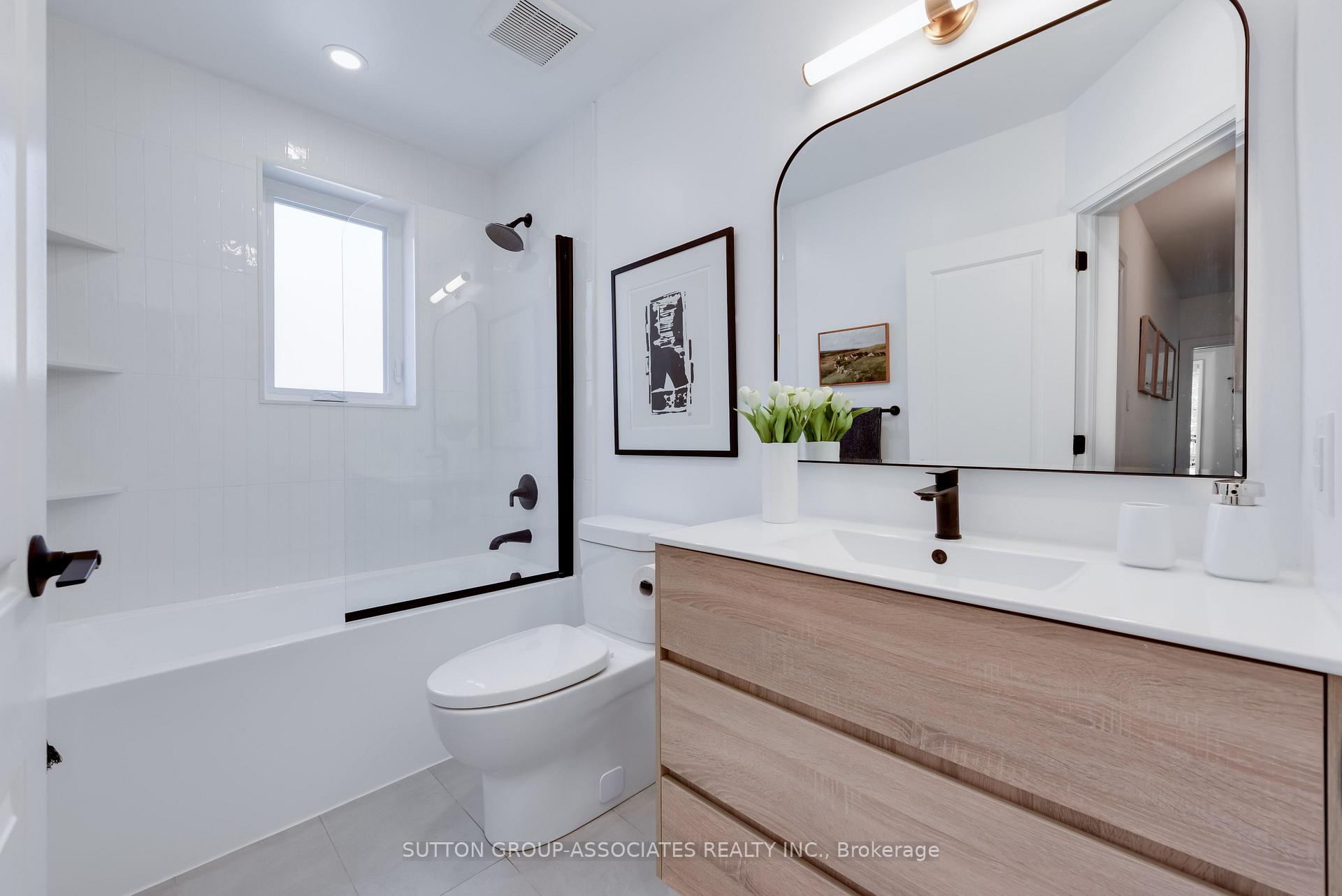 Photo 16 of 37 Ashburnham Road, Toronto, Corso Italia-Davenport — HOMEH