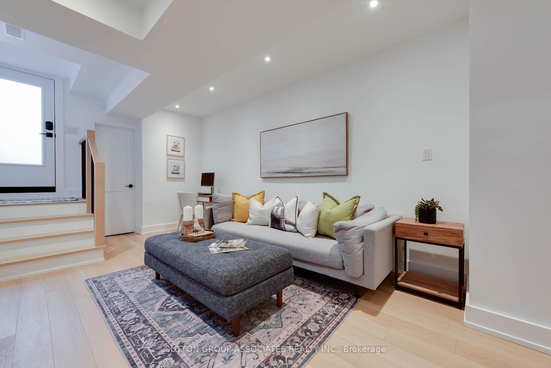 Photo 27 of 37 Ashburnham Road, Toronto, Corso Italia-Davenport — HOMEH