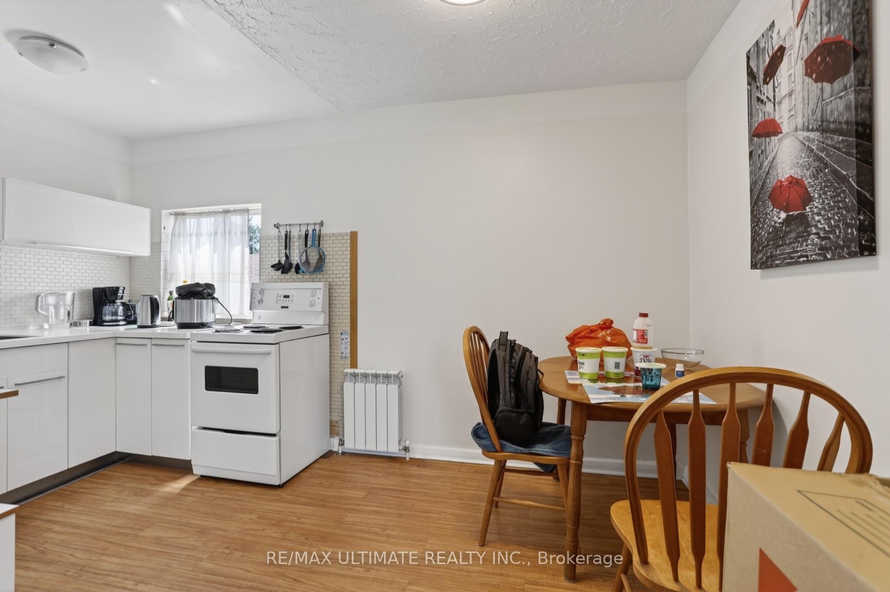 Photo 14 of 177 Varsity Road, Toronto, Lambton Baby Point — HOMEH