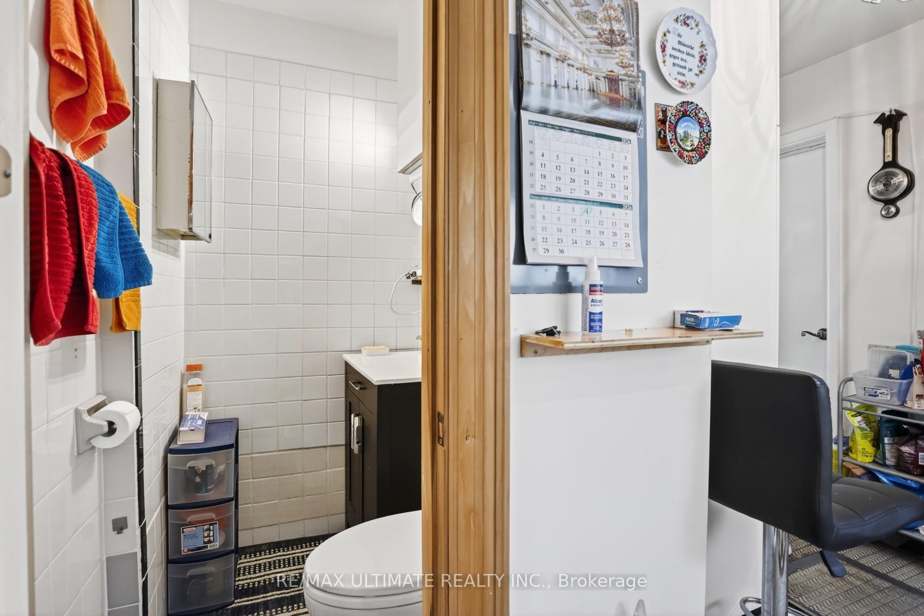 Photo 22 of 177 Varsity Road, Toronto, Lambton Baby Point — HOMEH