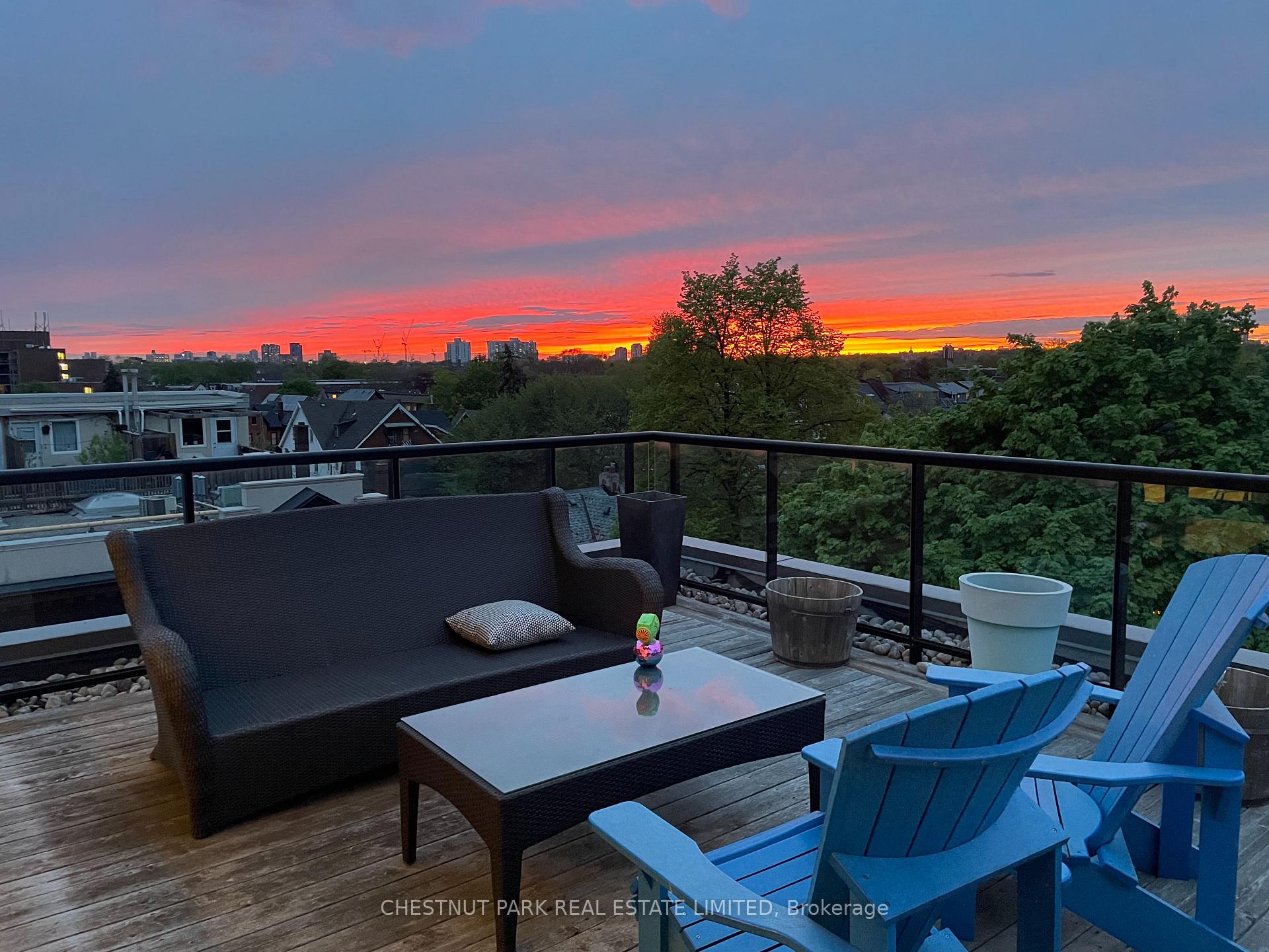 Photo 2 of Unit PH2, 540 College Street, Toronto, Palmerston-Little Italy — HOMEH