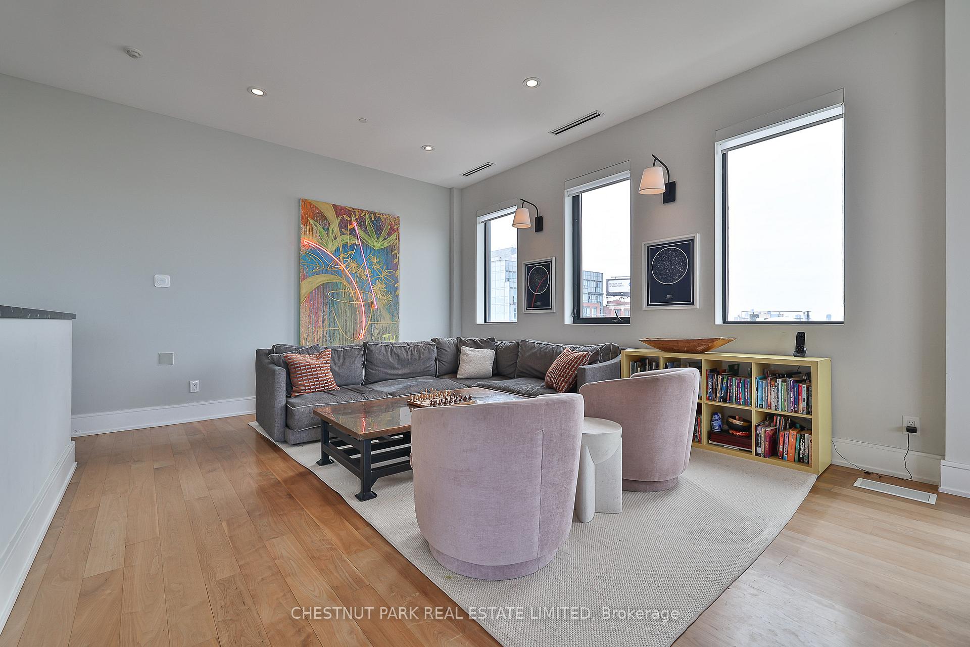 Photo 7 of Unit PH2, 540 College Street, Toronto, Palmerston-Little Italy — HOMEH