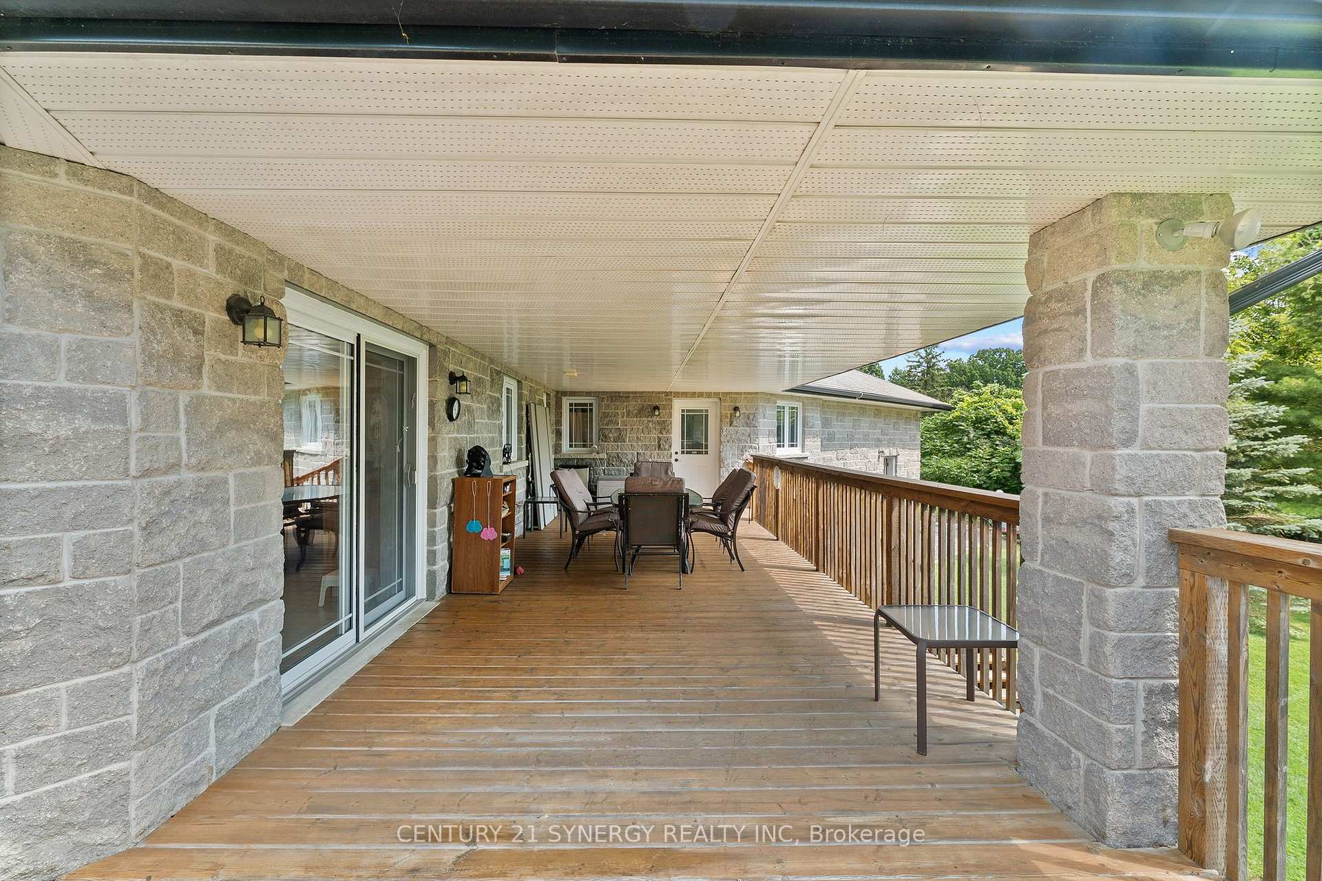 Photo 37 of 21 Holly Drive, Edwardsburgh/Cardinal, Edwardsburgh/Cardinal Twp — HOMEH