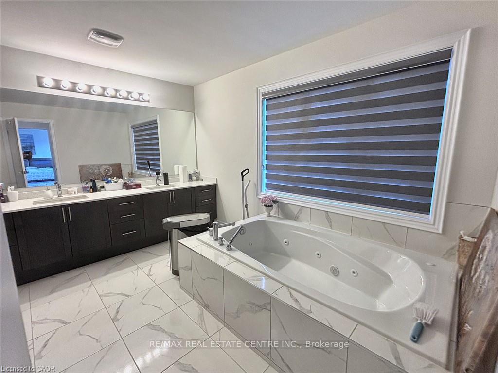 Photo 16 of 24 Mears Road, Brant, Paris — HOMEH