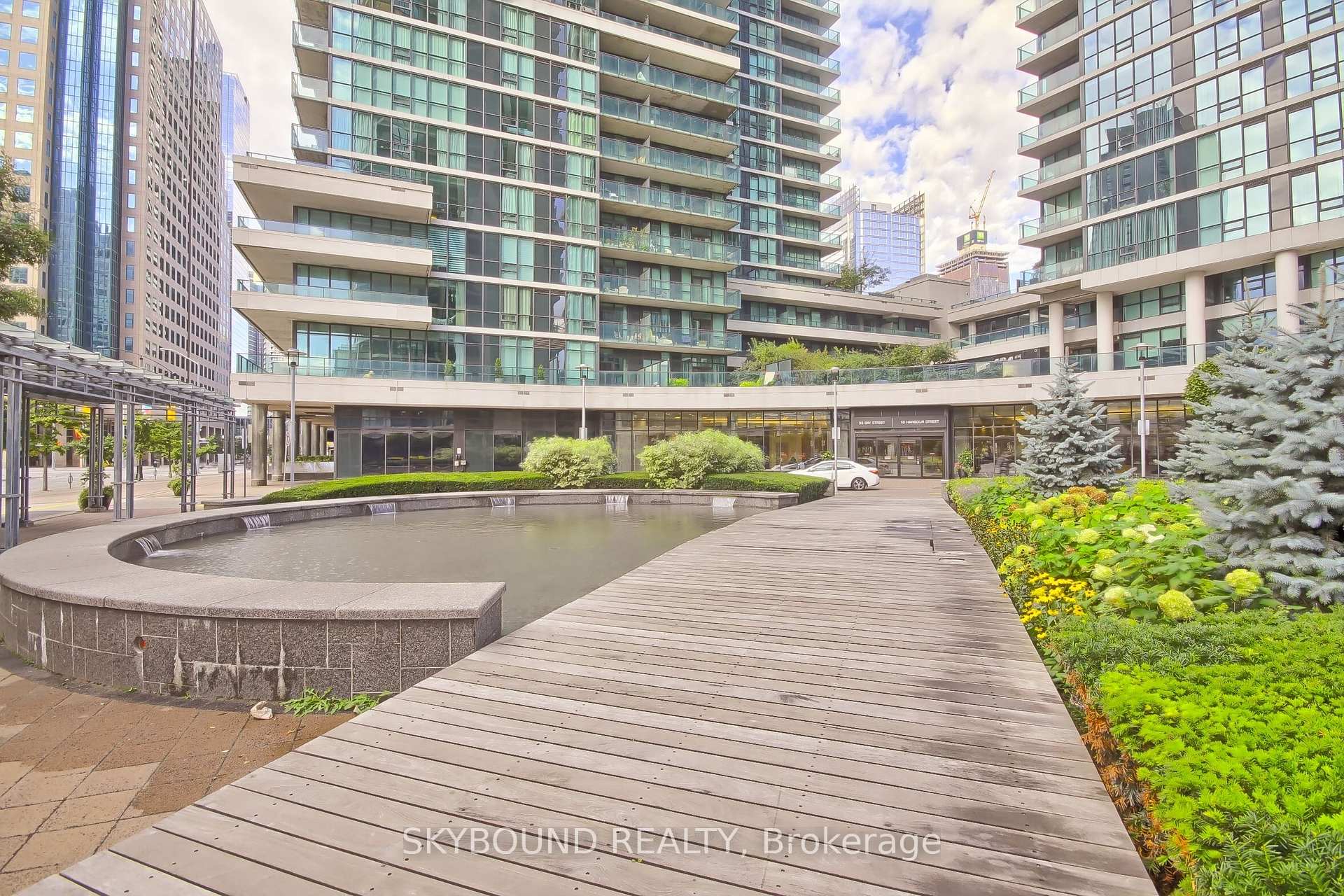 Photo 4 of Unit 712, 33 Bay Street, Toronto, Waterfront Communities — HOMEH