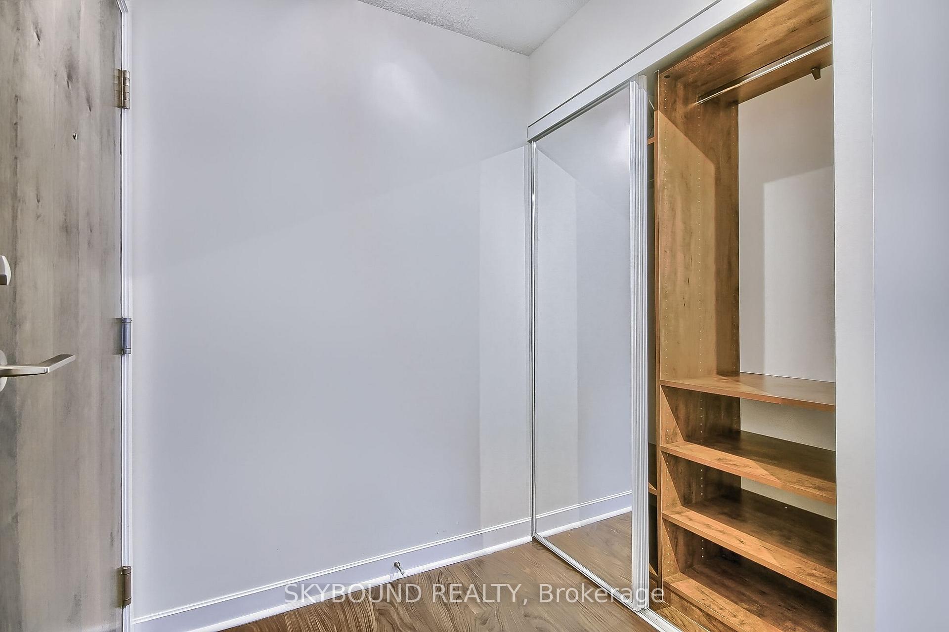 Photo 7 of Unit 712, 33 Bay Street, Toronto, Waterfront Communities — HOMEH