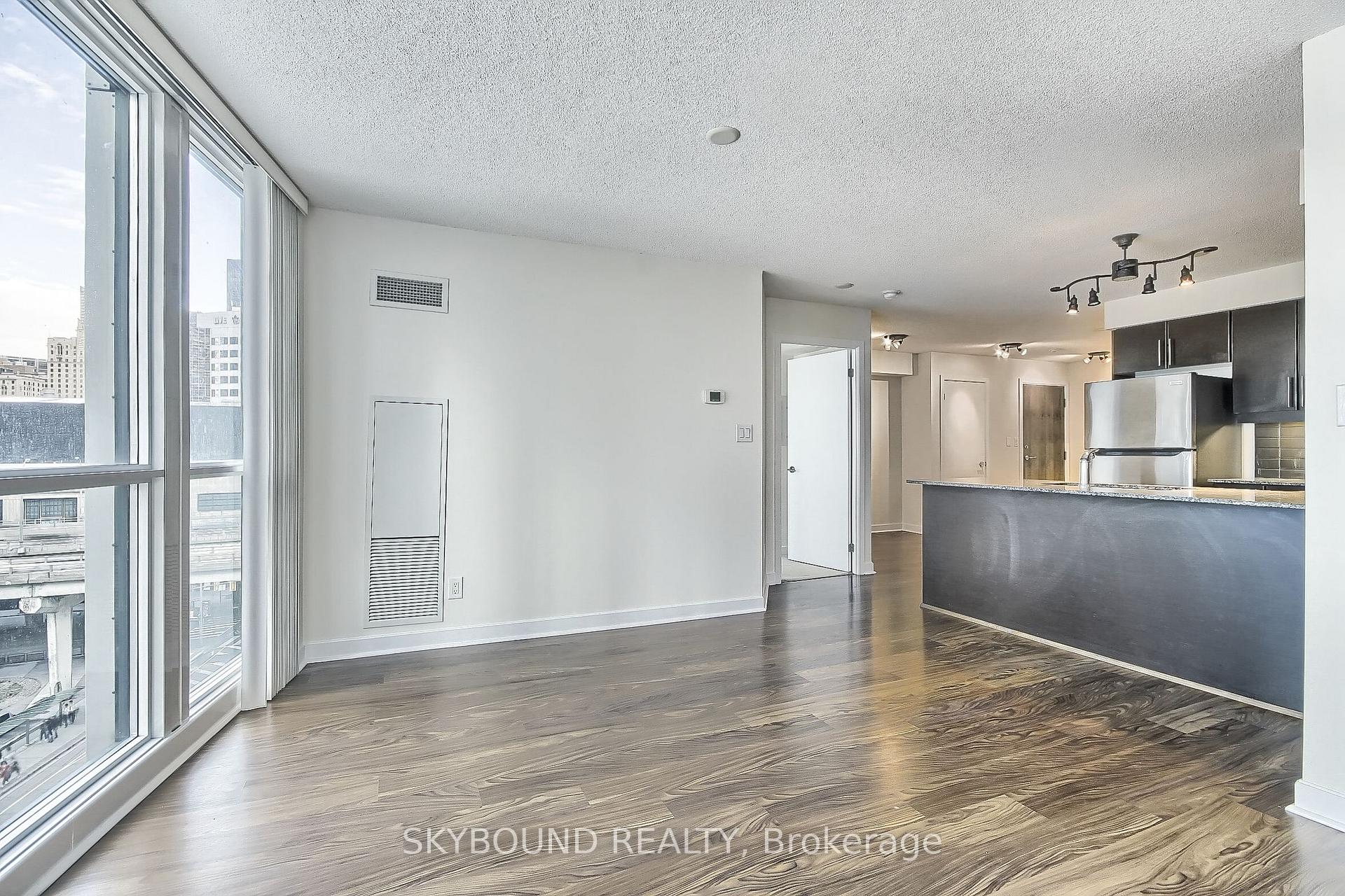 Photo 13 of Unit 712, 33 Bay Street, Toronto, Waterfront Communities — HOMEH
