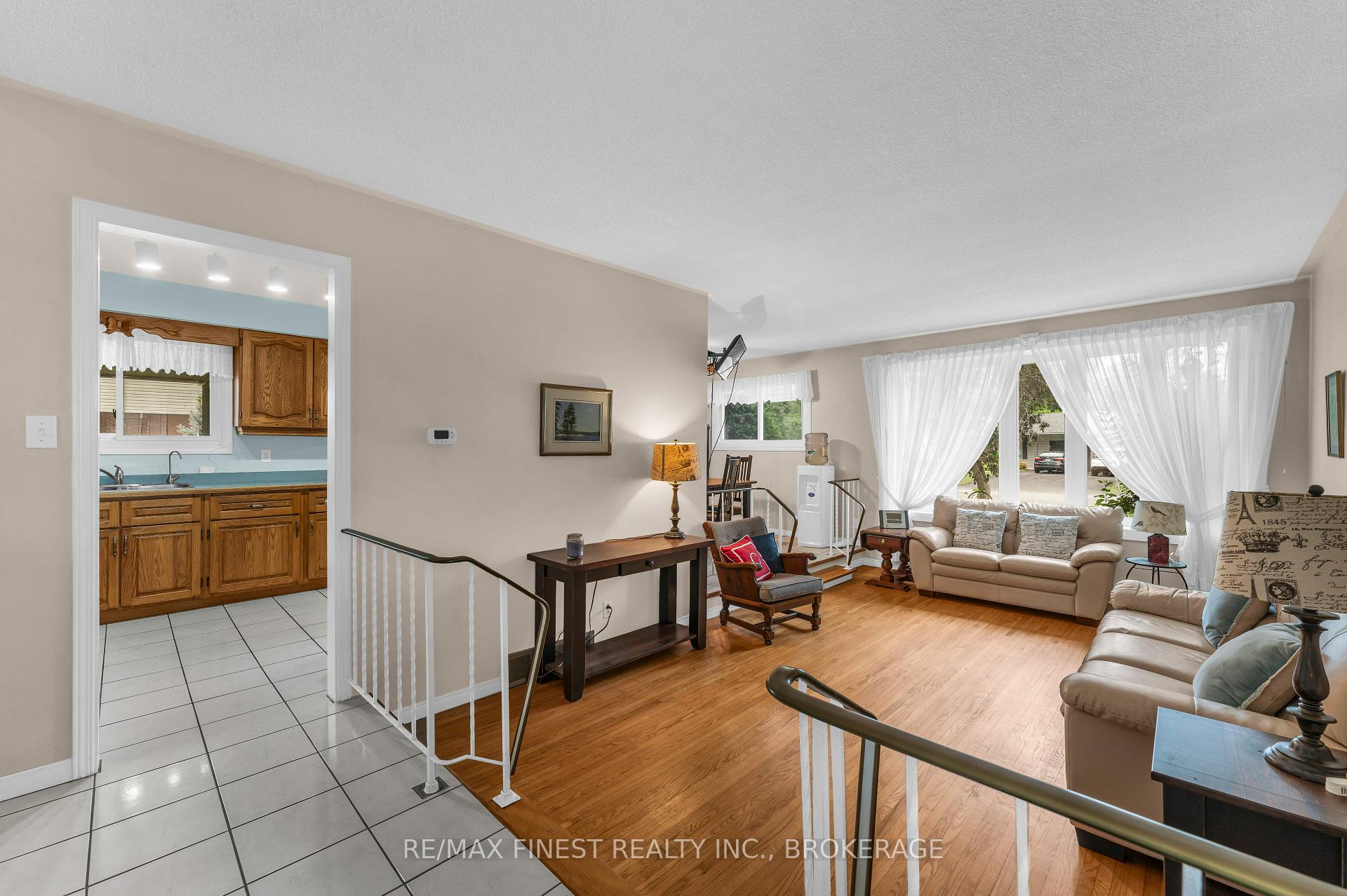 Photo 5 of 21 Greenfield Park, Belleville, Thurlow Ward — HOMEH