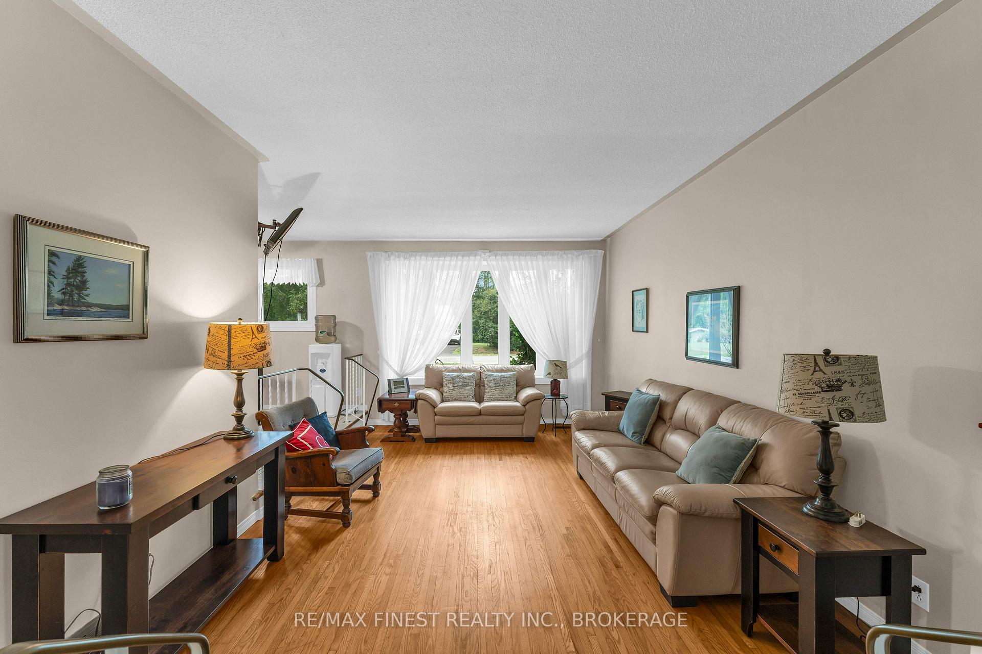Photo 7 of 21 Greenfield Park, Belleville, Thurlow Ward — HOMEH