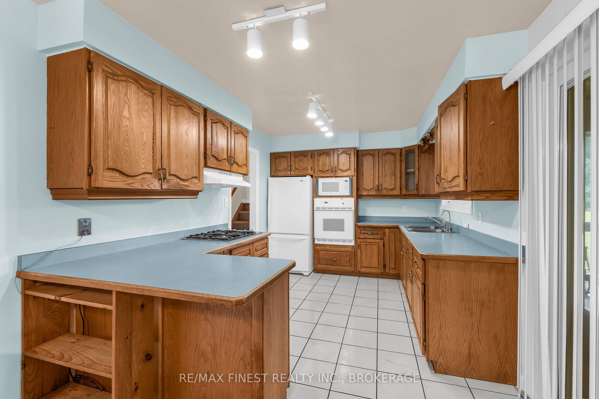 Photo 11 of 21 Greenfield Park, Belleville, Thurlow Ward — HOMEH