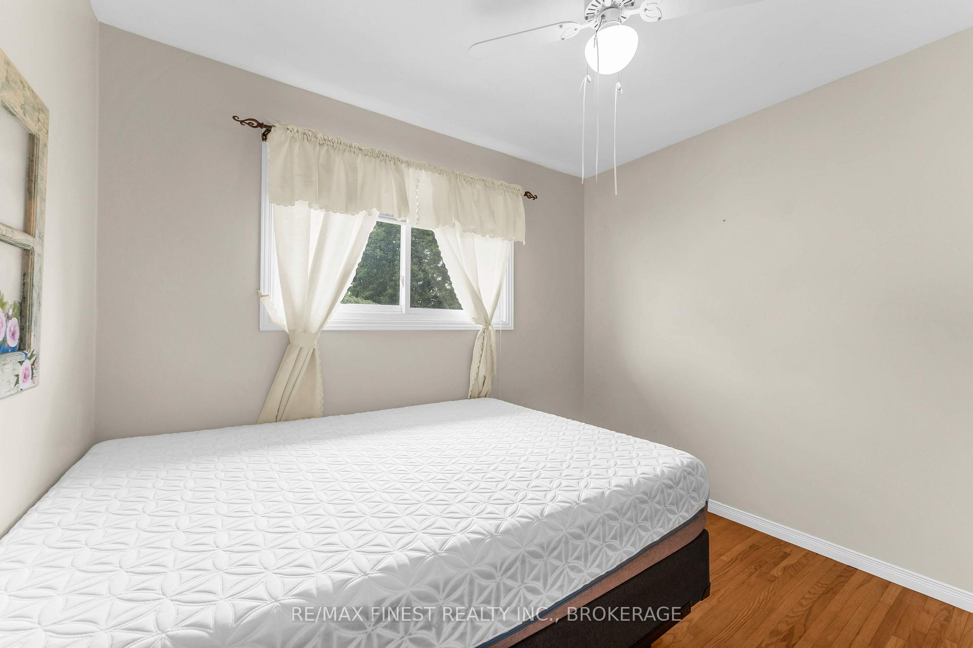 Photo 25 of 21 Greenfield Park, Belleville, Thurlow Ward — HOMEH