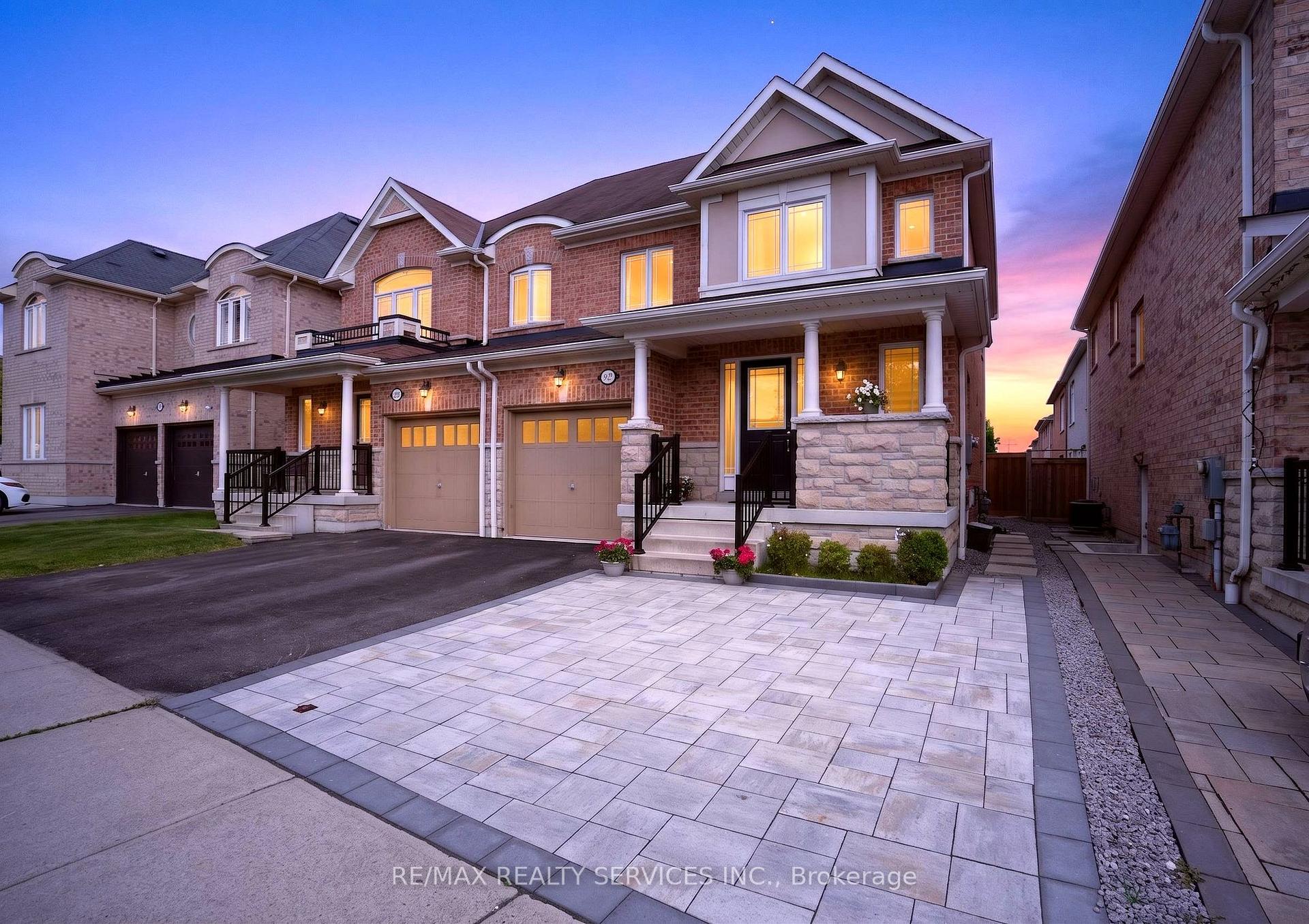 Photo 2 of 92 Snowling Drive, Ajax, Northeast Ajax — HOMEH