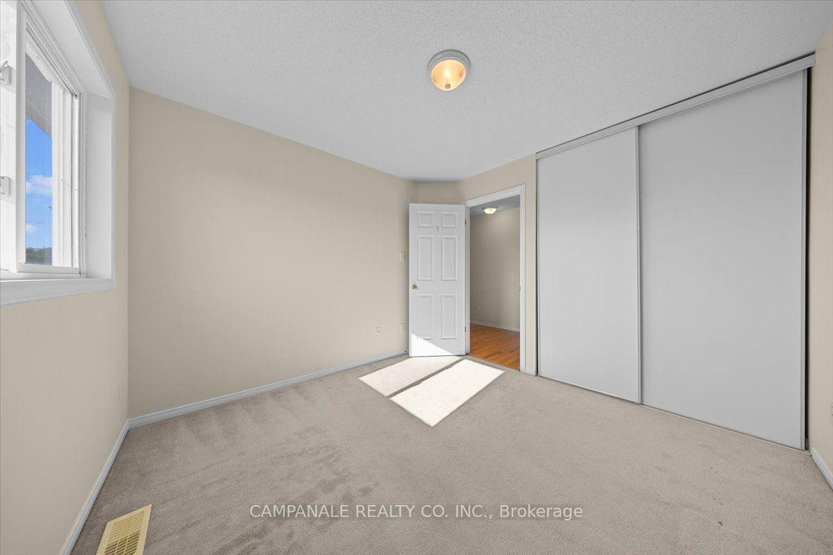 Photo 21 of 104 Wolff Crescent, Arnprior, Arnprior — HOMEH