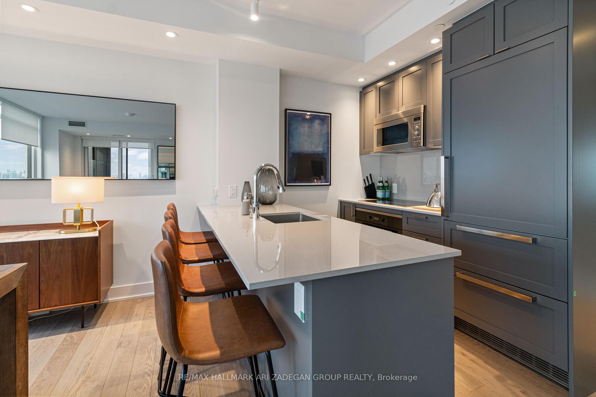 Photo 5 of Unit 3606, 1928 Lakeshore Boulevard W, Toronto, South Parkdale — HOMEH