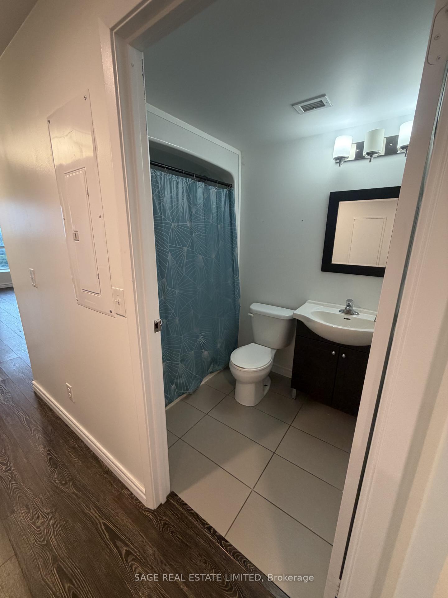 Photo 6 of Unit 2002, 158 King Street N, Waterloo, Downtown Waterloo — HOMEH