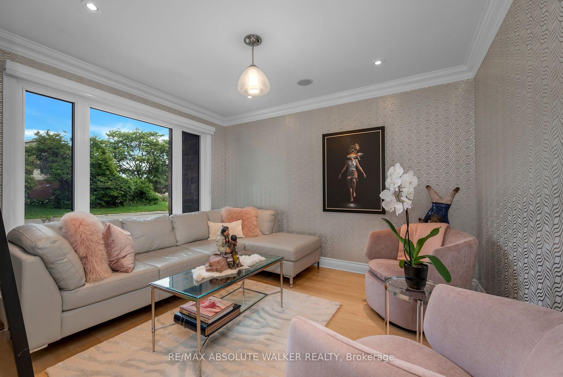 Photo 6 of 56 Aldridge Way, Ottawa, Craig Henry/Woodvale — HOMEH
