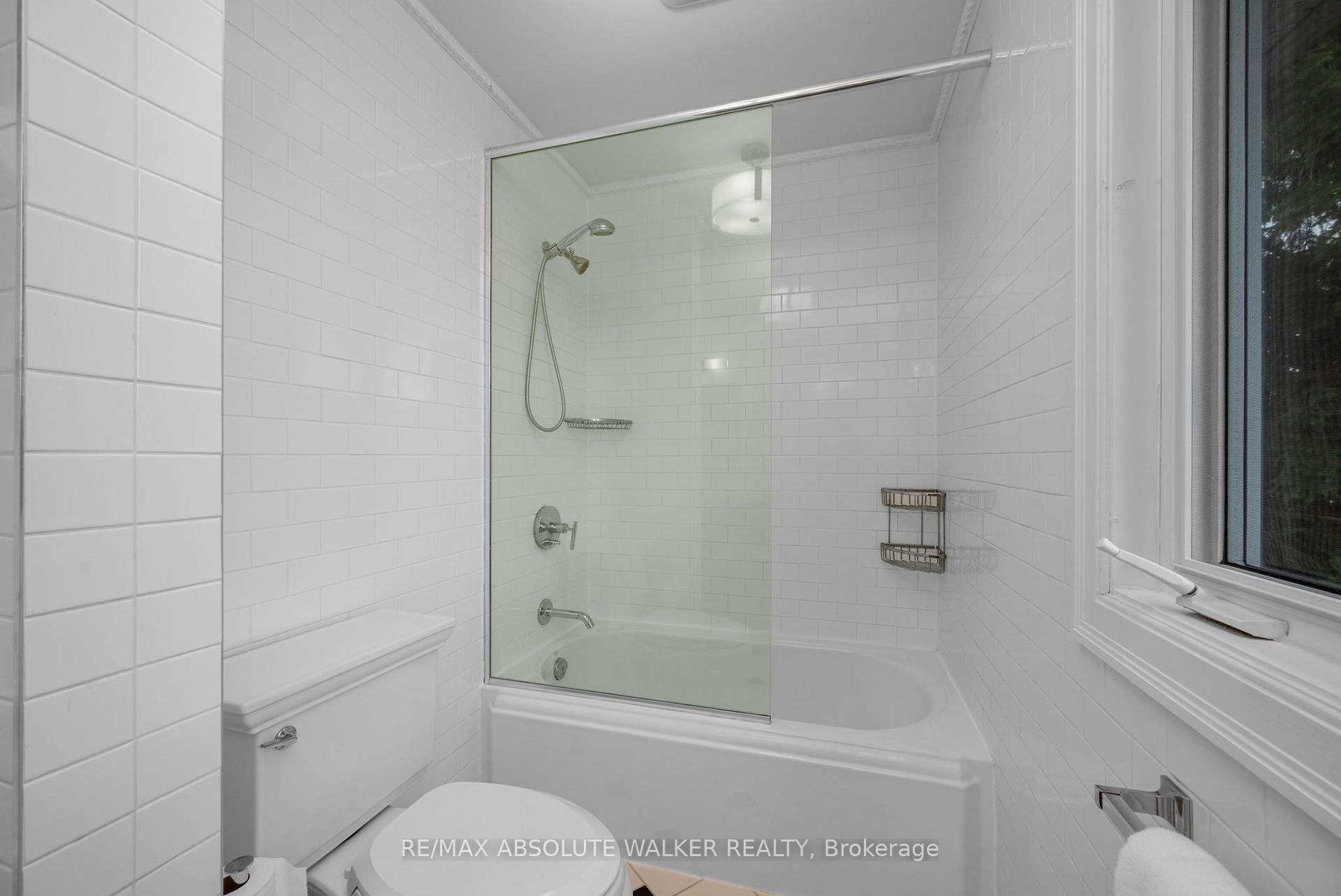 Photo 25 of 56 Aldridge Way, Ottawa, Craig Henry/Woodvale — HOMEH