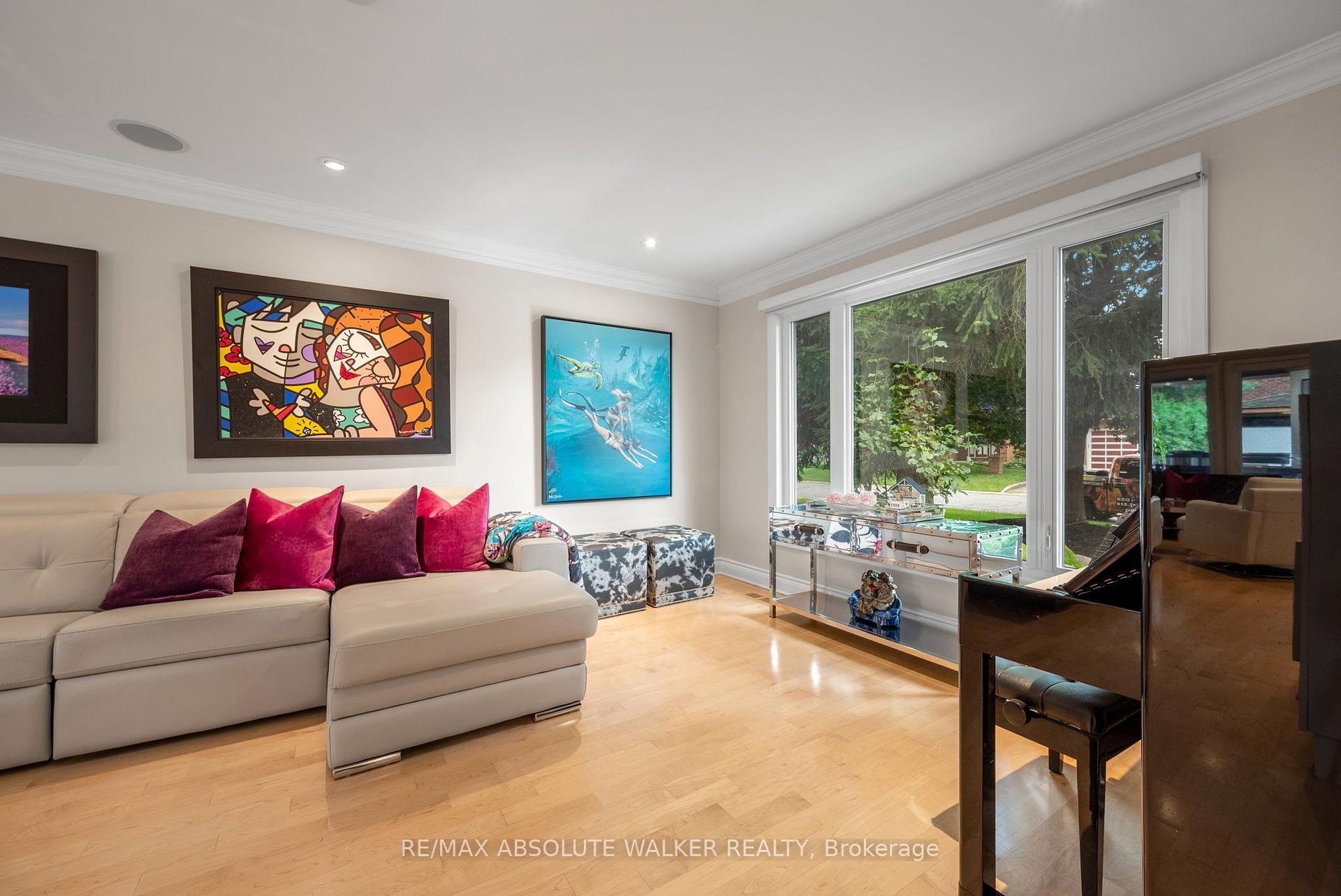 Photo 40 of 56 Aldridge Way, Ottawa, Craig Henry/Woodvale — HOMEH