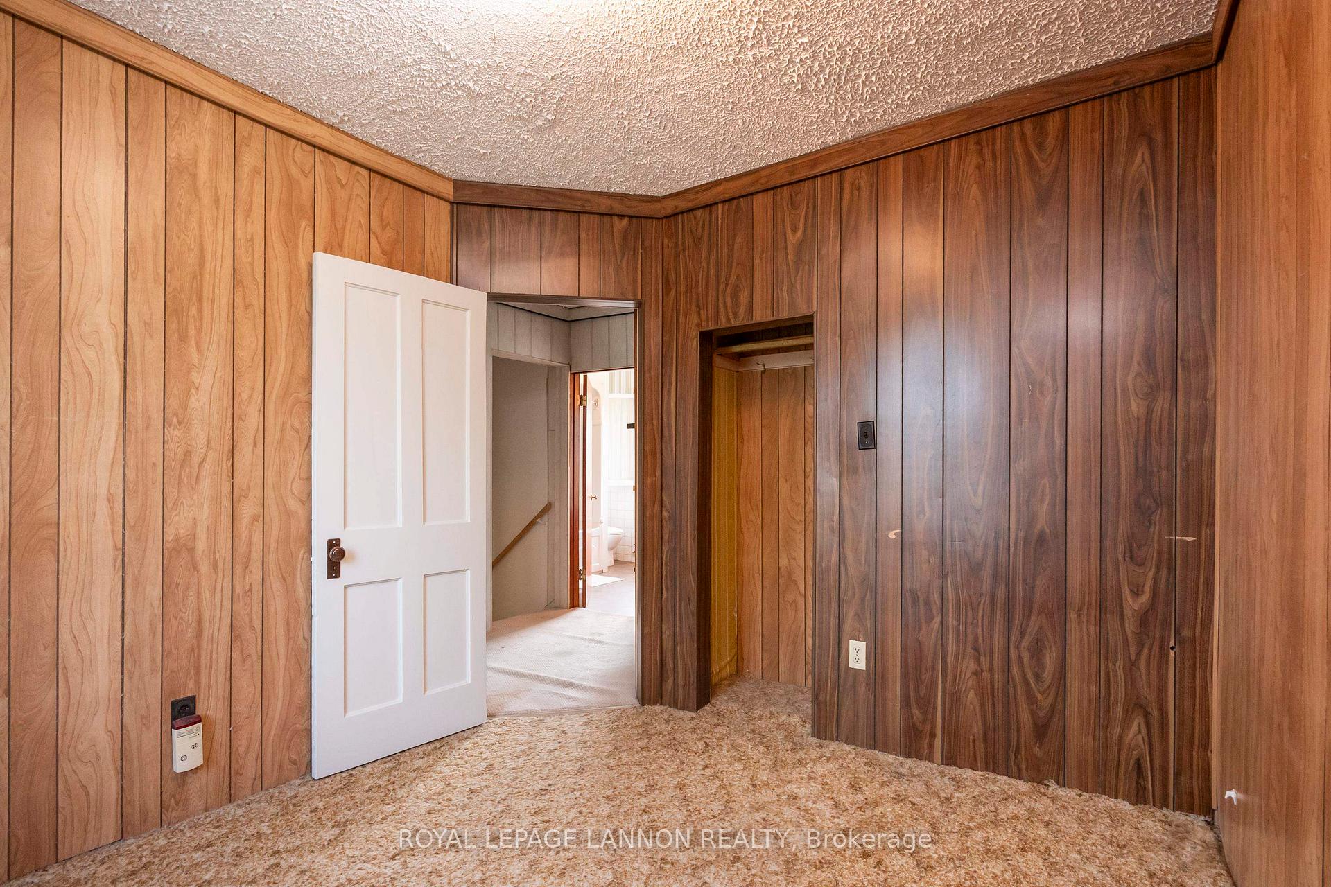 Photo 15 of 216 Francis Street W, Thunder Bay, Westfort — HOMEH