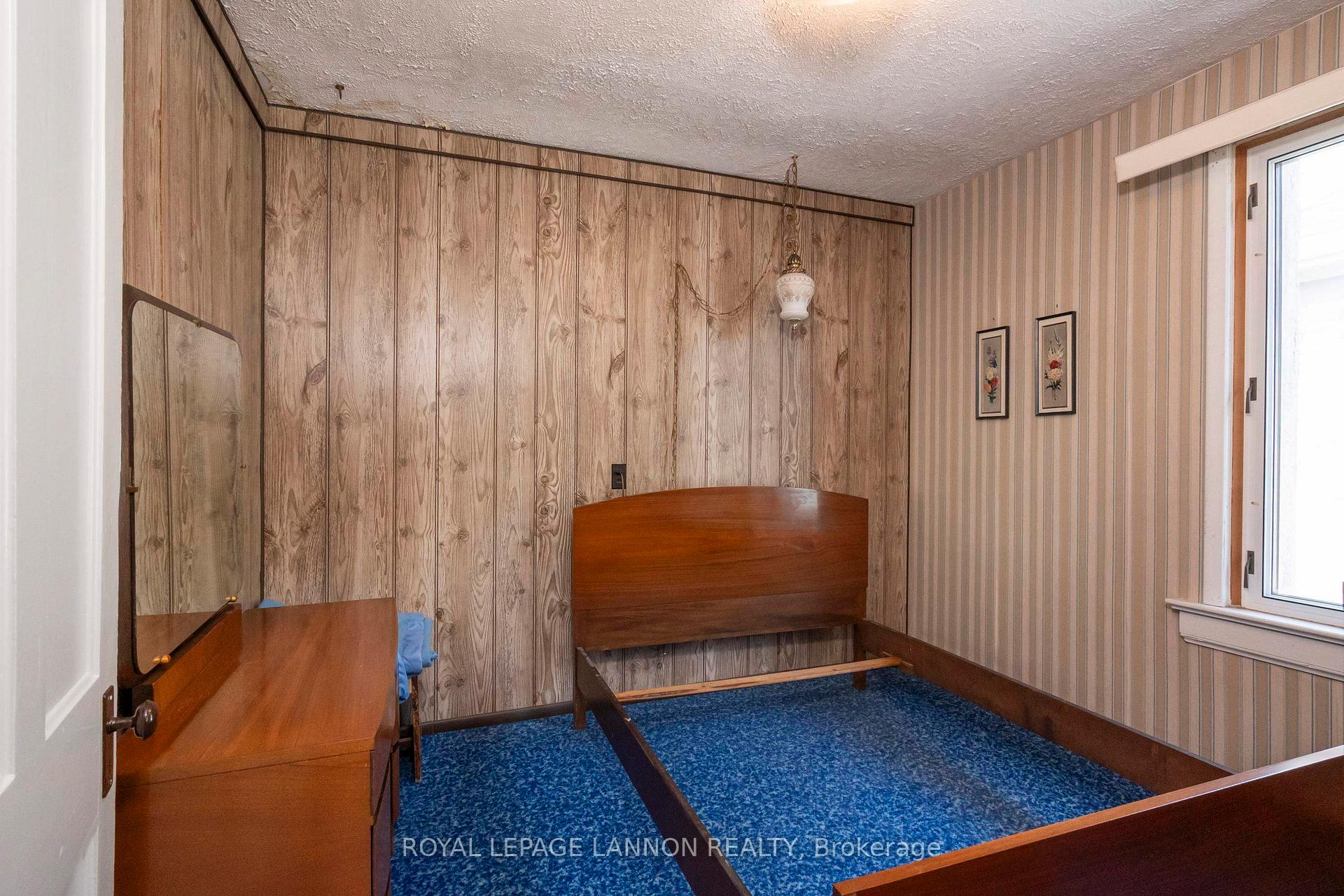 Photo 17 of 216 Francis Street W, Thunder Bay, Westfort — HOMEH