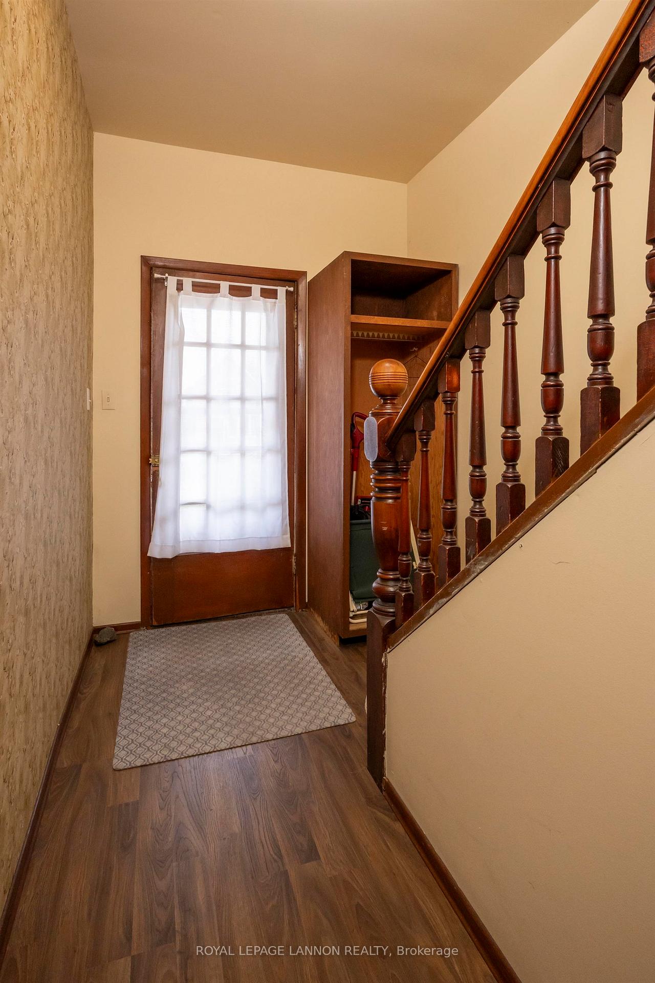 Photo 23 of 216 Francis Street W, Thunder Bay, Westfort — HOMEH