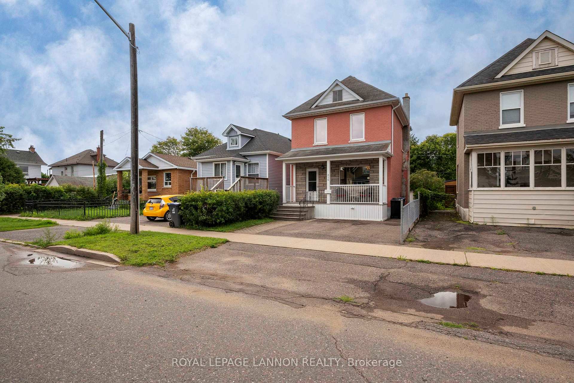 Photo 45 of 216 Francis Street W, Thunder Bay, Westfort — HOMEH