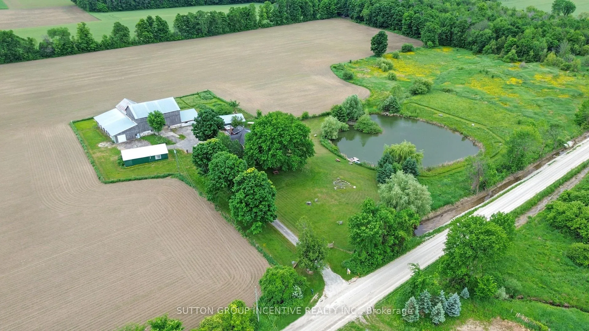 Front of 6511 21/22 Nottawasaga Side Road