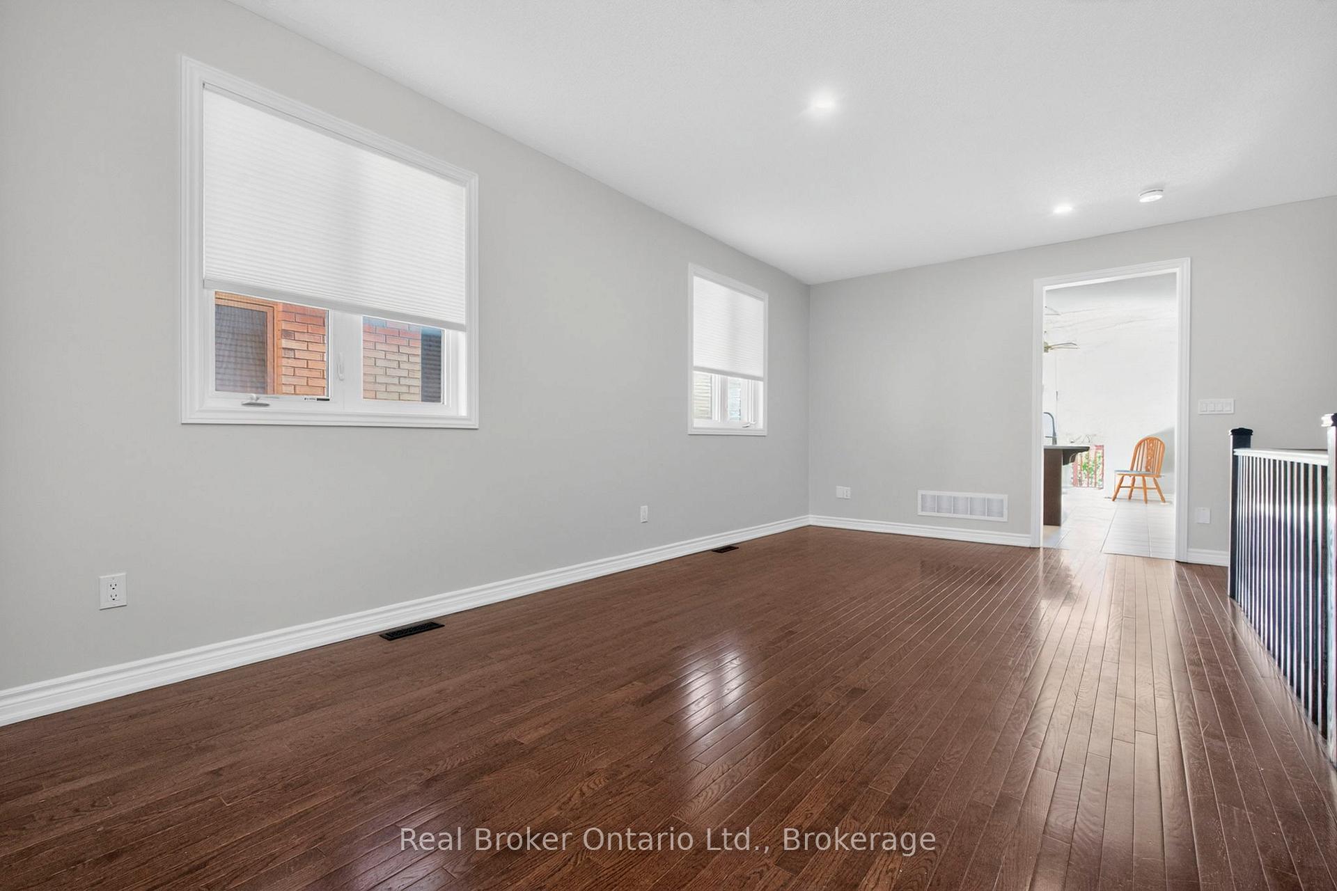 Photo 8 of 3135 Emperor Drive, Orillia — HOMEH