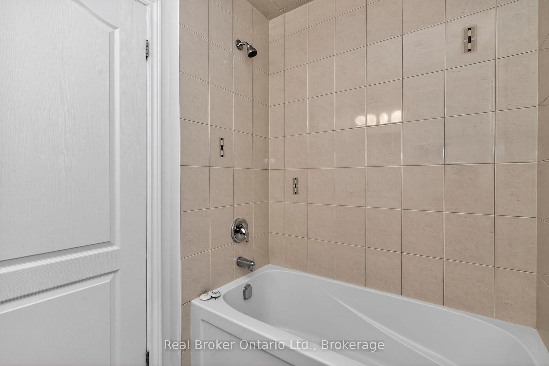 Photo 25 of 3135 Emperor Drive, Orillia — HOMEH
