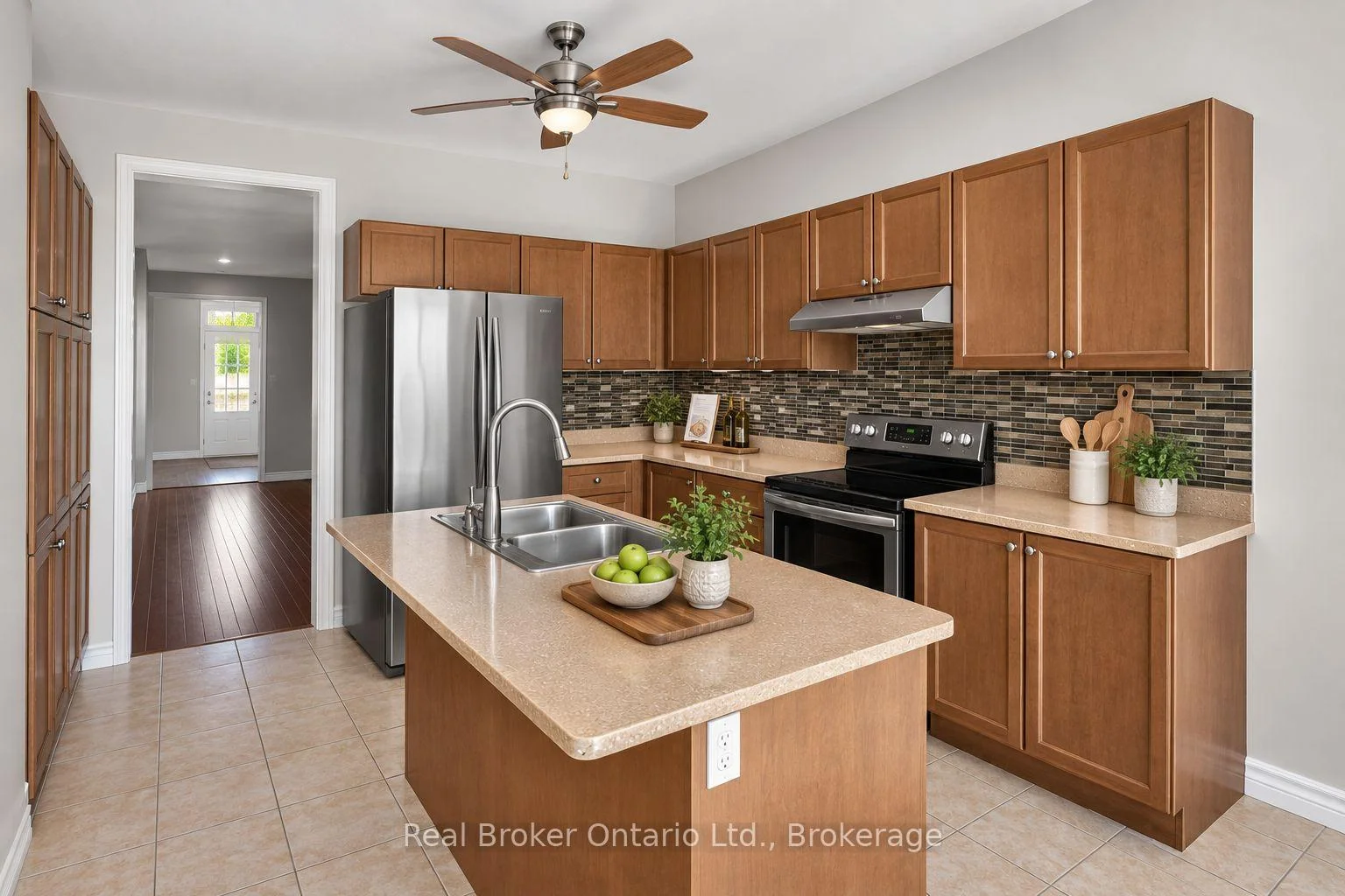 Photo 10 of 3135 Emperor Drive, Orillia — HOMEH