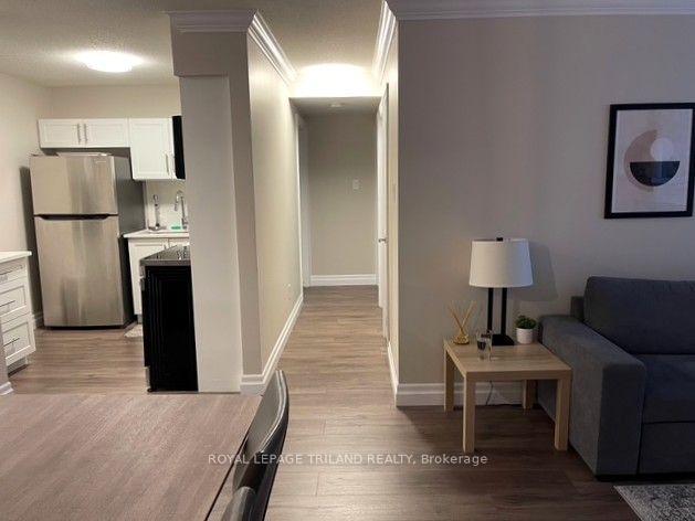 Photo 2 of Unit 307, 1 Jacksway Crescent, London, North G — HOMEH