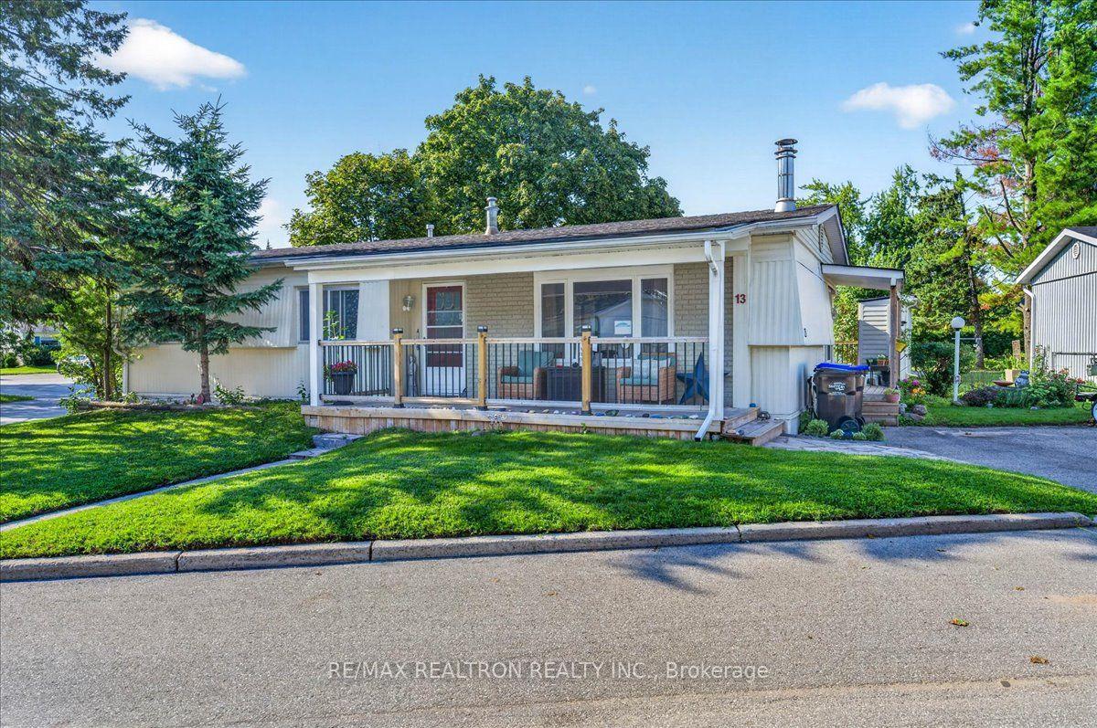 Photo 2 of 13 Broadway Avenue, Innisfil, Rural Innisfil — HOMEH