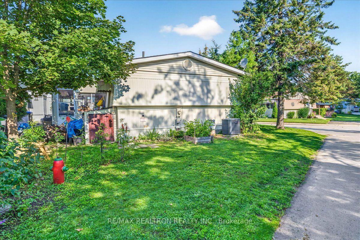 Photo 40 of 13 Broadway Avenue, Innisfil, Rural Innisfil — HOMEH