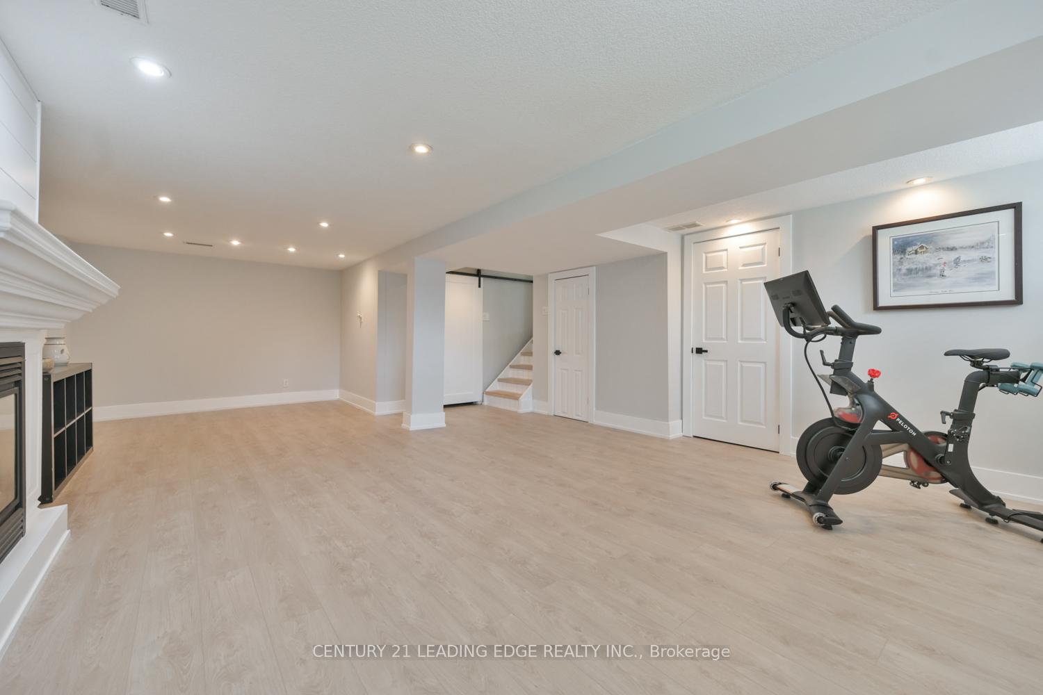 Photo 25 of 207 Yeates Avenue, Barrie, Painswick North — HOMEH