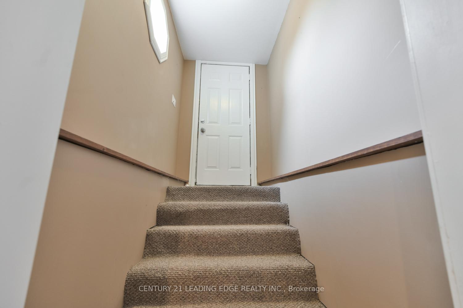 Photo 27 of 207 Yeates Avenue, Barrie, Painswick North — HOMEH