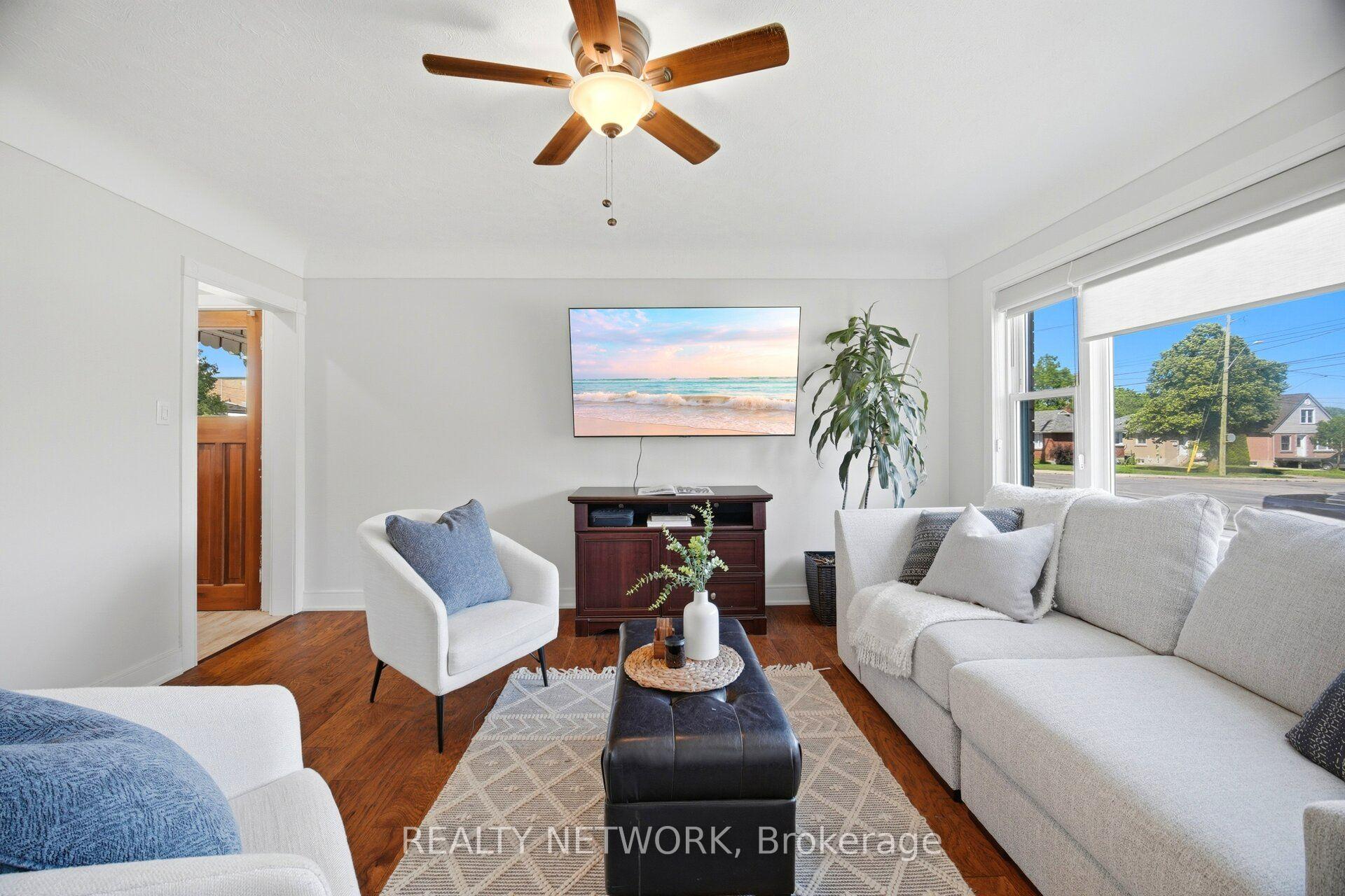 Photo 10 of 622 Upper Sherman Avenue, Hamilton, Burkholme — HOMEH