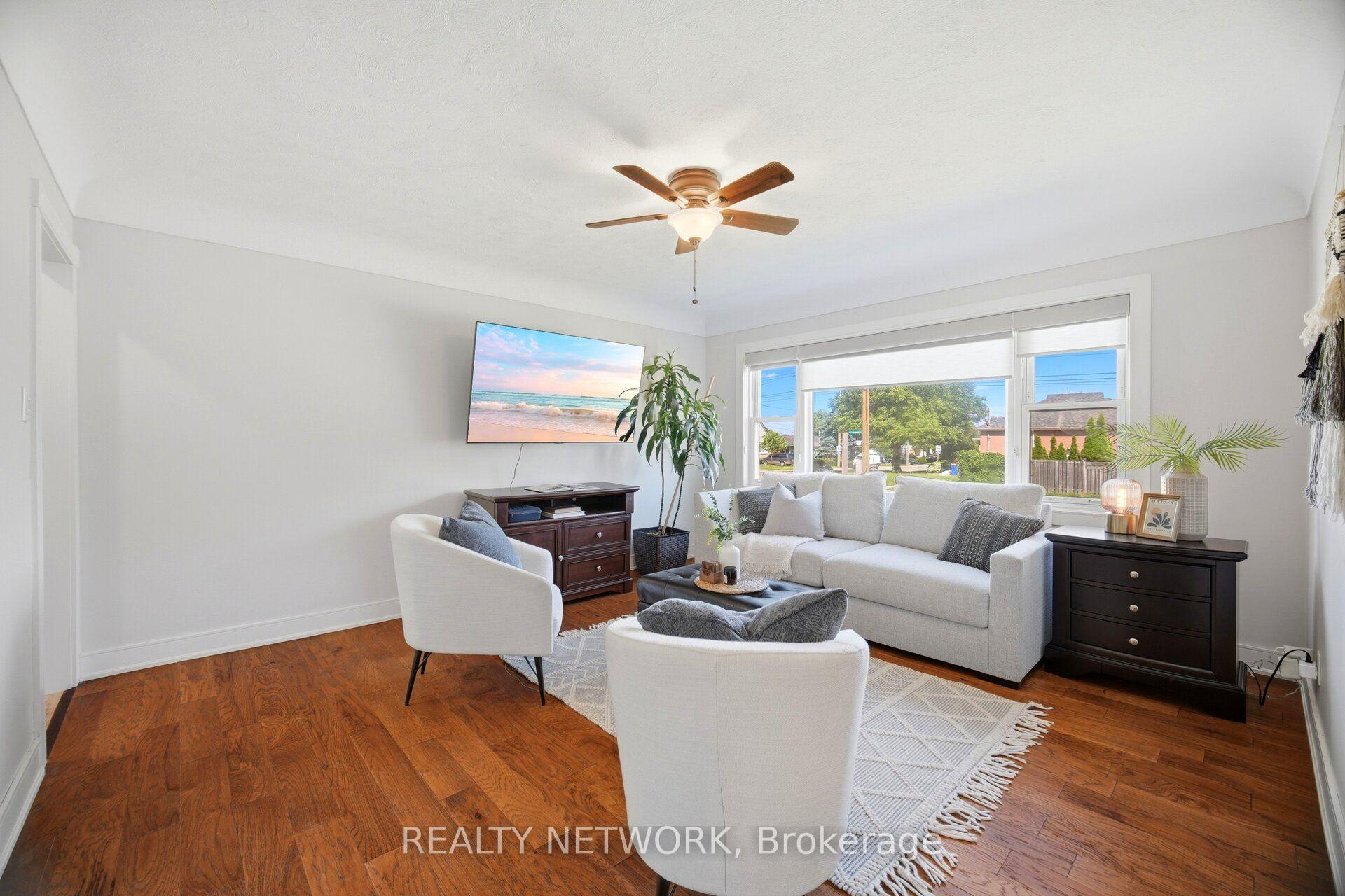 Photo 12 of 622 Upper Sherman Avenue, Hamilton, Burkholme — HOMEH