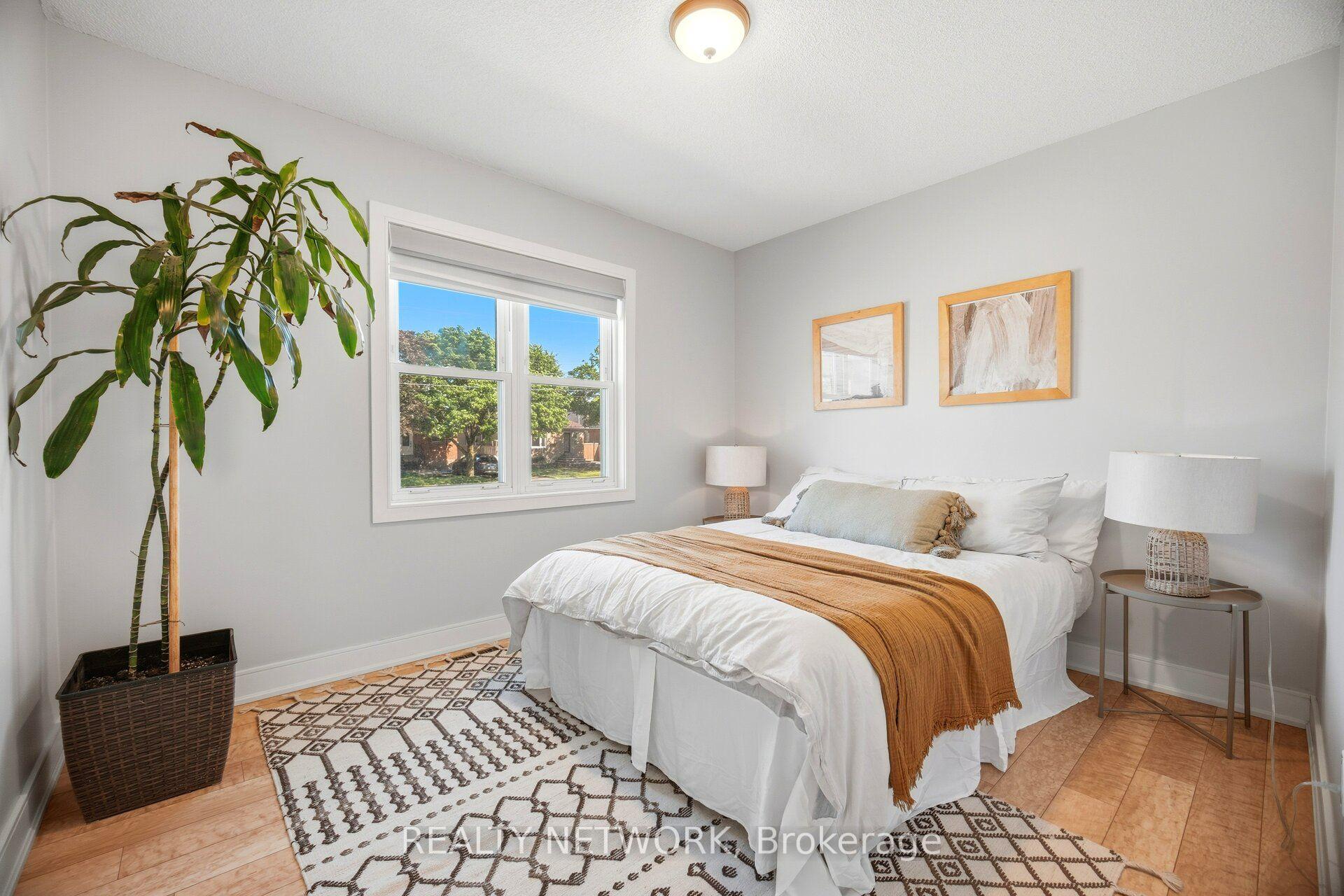 Photo 21 of 622 Upper Sherman Avenue, Hamilton, Burkholme — HOMEH