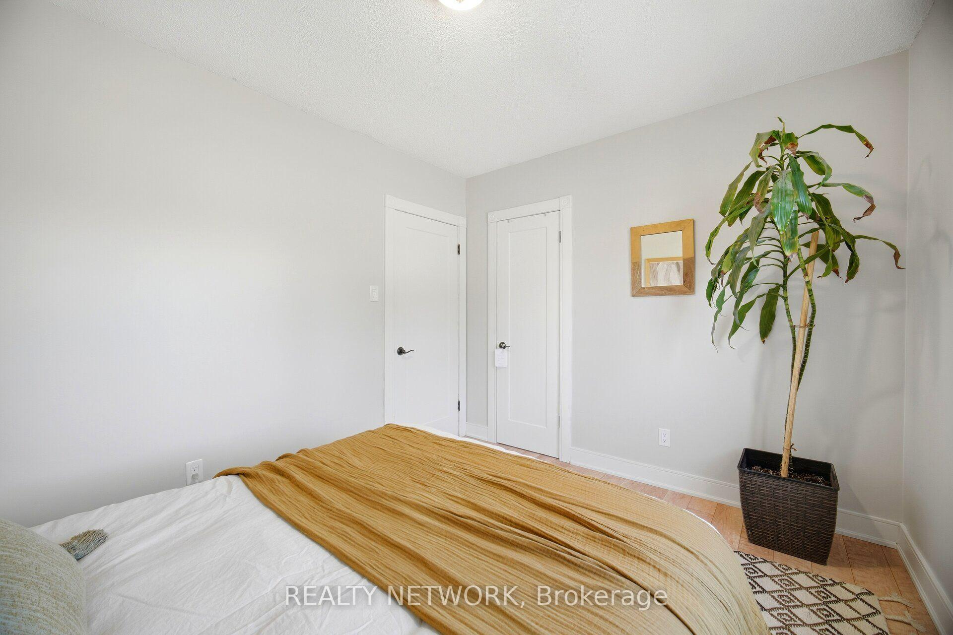 Photo 22 of 622 Upper Sherman Avenue, Hamilton, Burkholme — HOMEH
