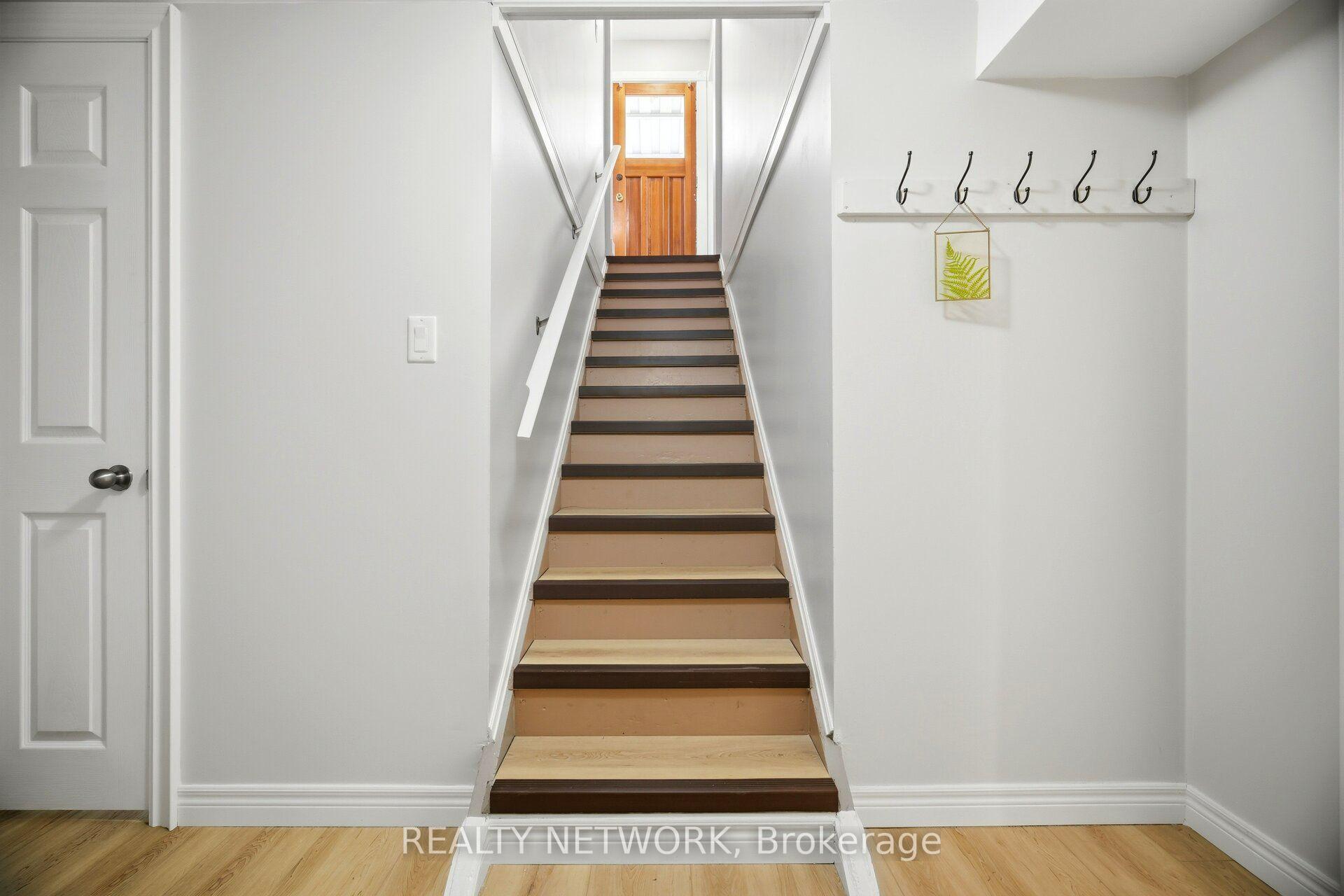 Photo 28 of 622 Upper Sherman Avenue, Hamilton, Burkholme — HOMEH
