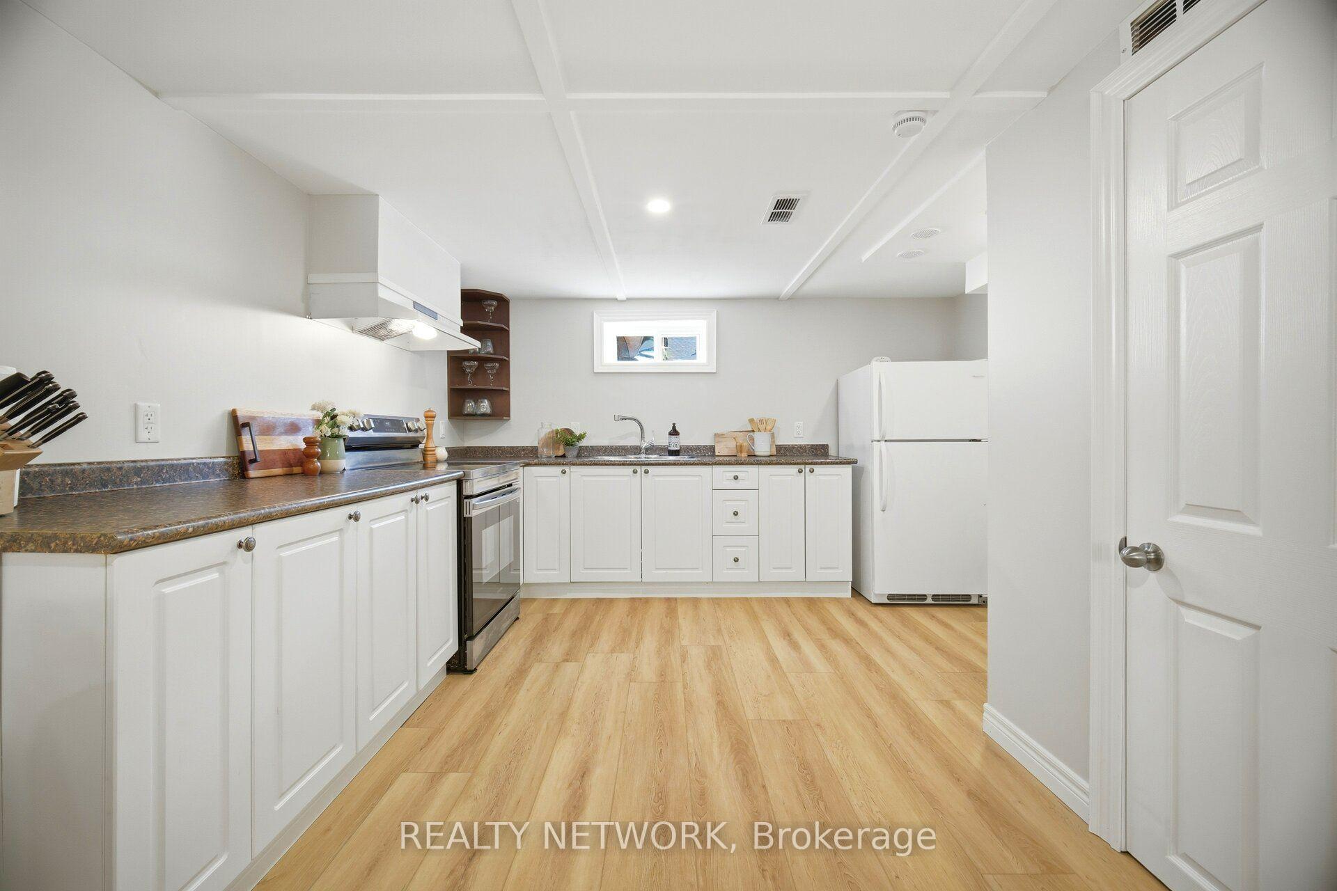 Photo 32 of 622 Upper Sherman Avenue, Hamilton, Burkholme — HOMEH