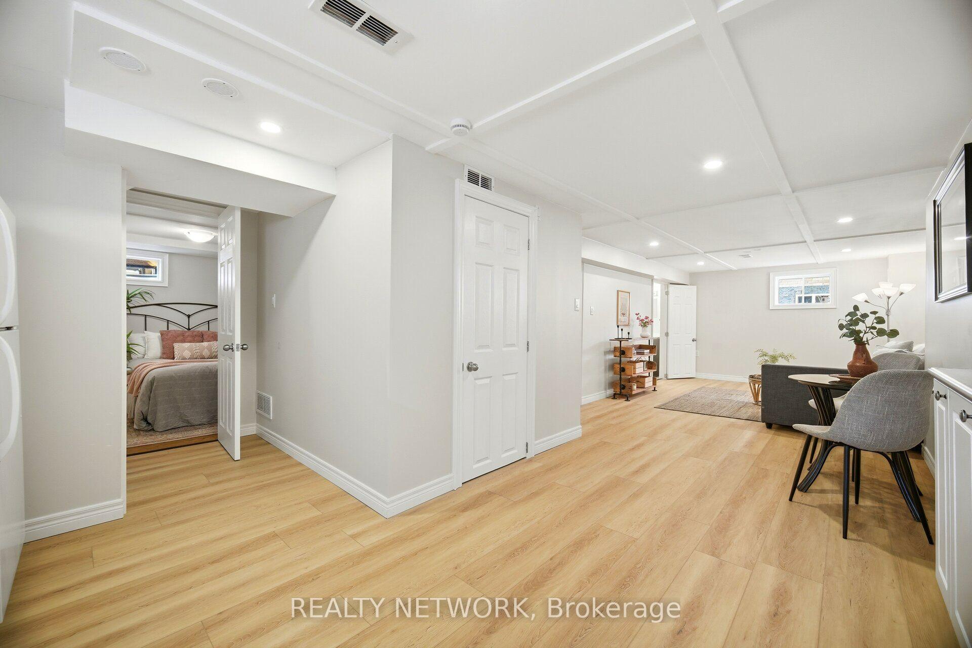 Photo 33 of 622 Upper Sherman Avenue, Hamilton, Burkholme — HOMEH
