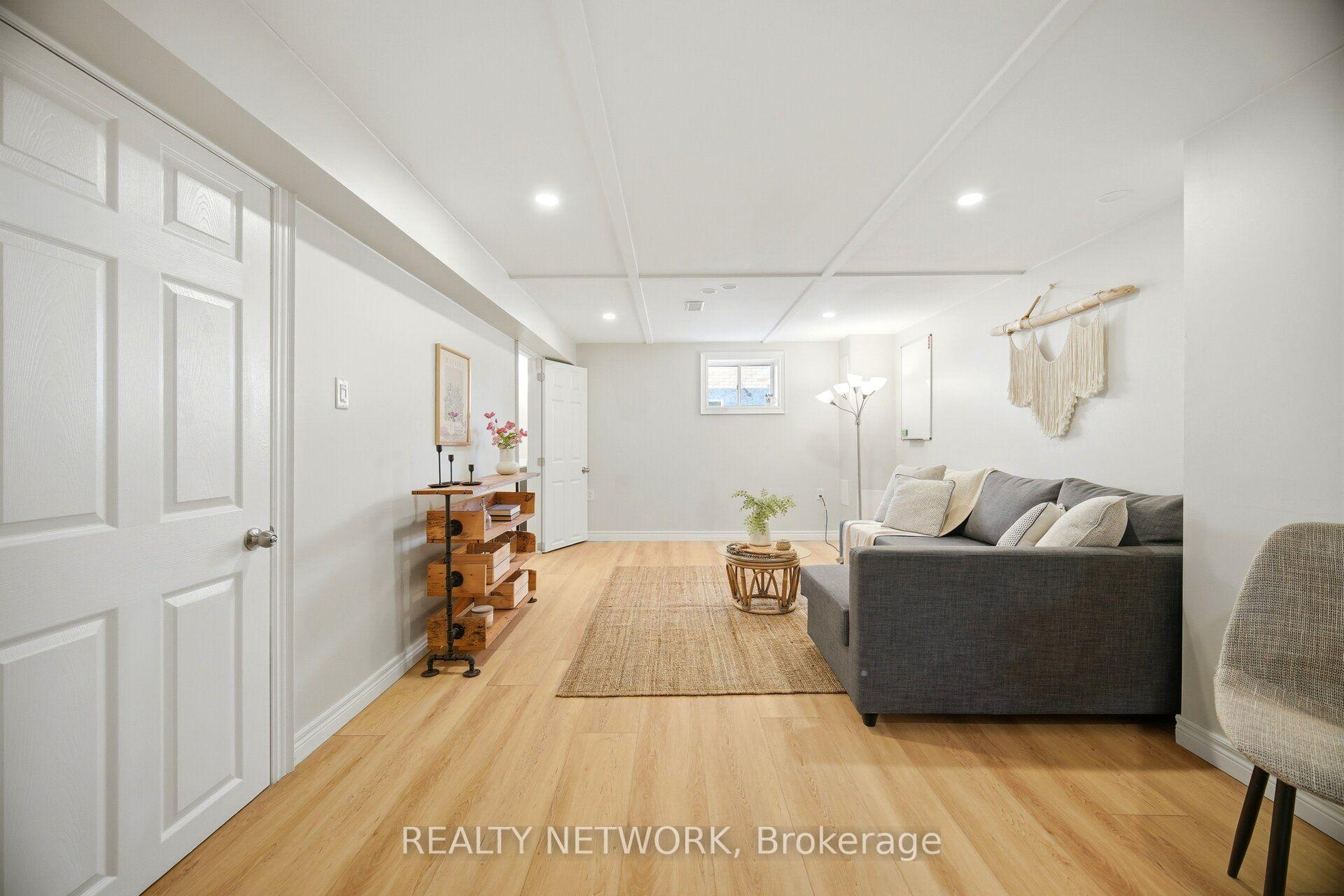 Photo 34 of 622 Upper Sherman Avenue, Hamilton, Burkholme — HOMEH