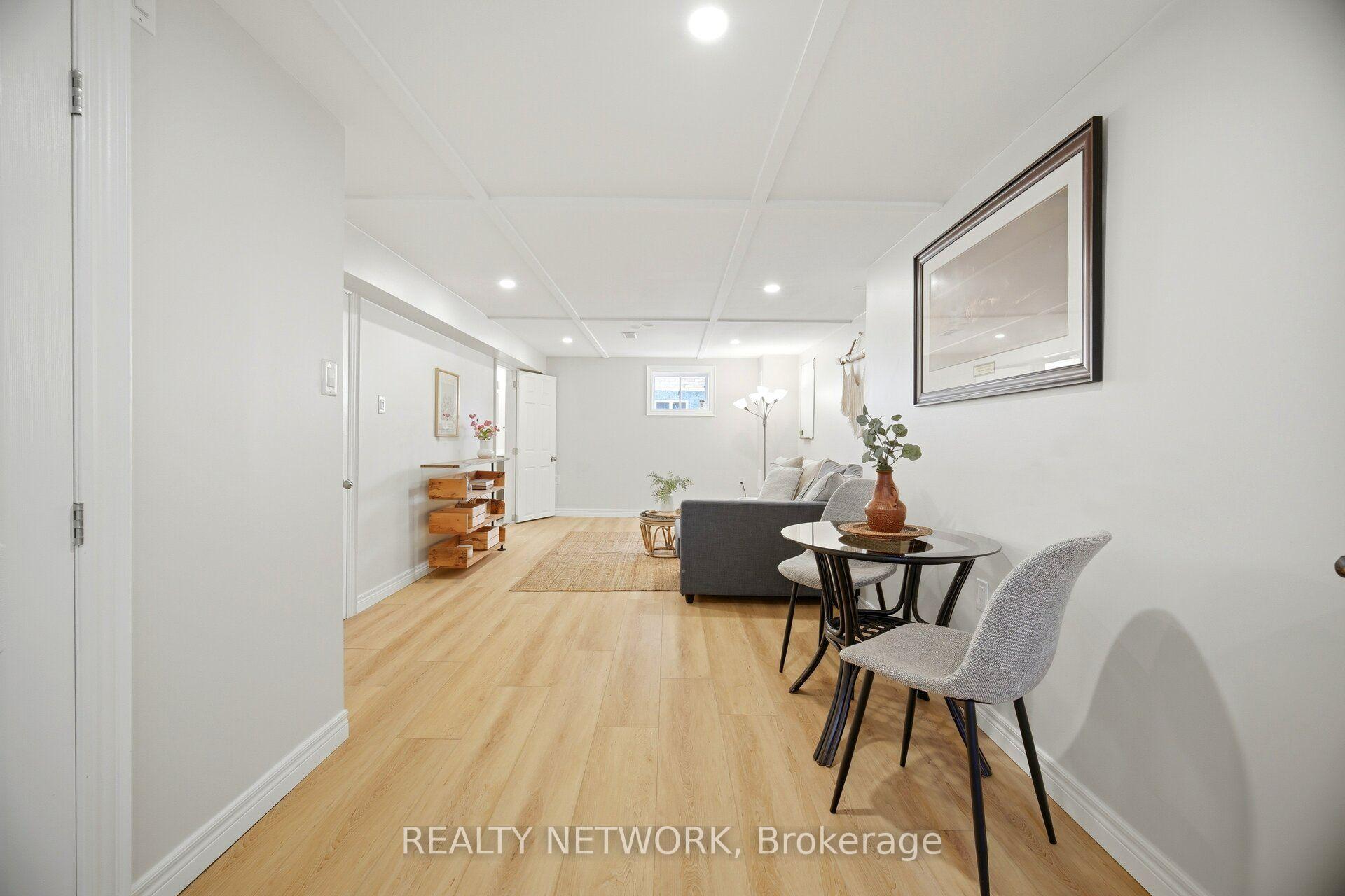 Photo 37 of 622 Upper Sherman Avenue, Hamilton, Burkholme — HOMEH