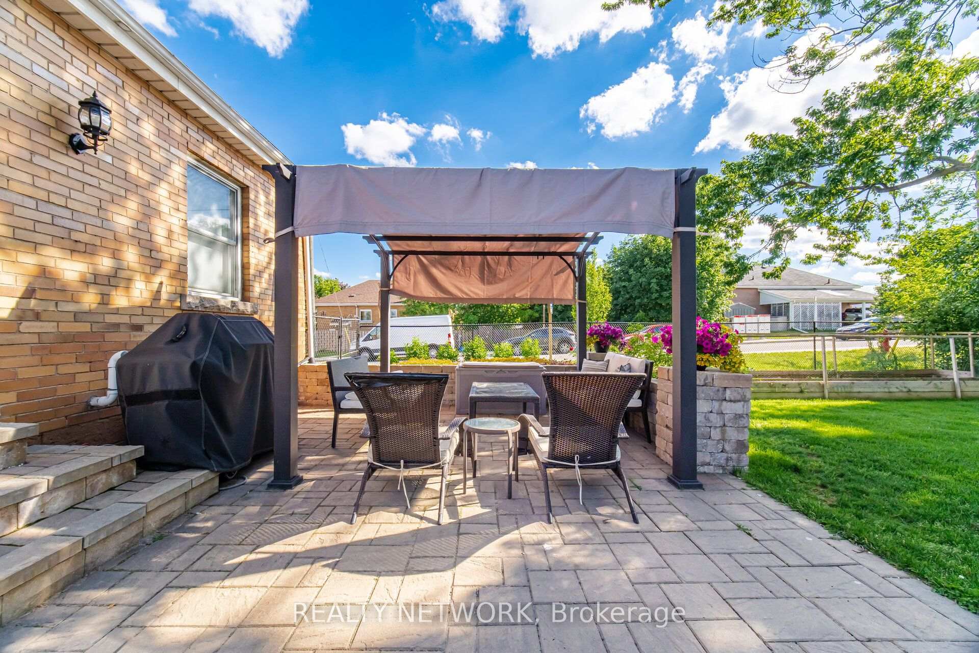 Photo 43 of 622 Upper Sherman Avenue, Hamilton, Burkholme — HOMEH