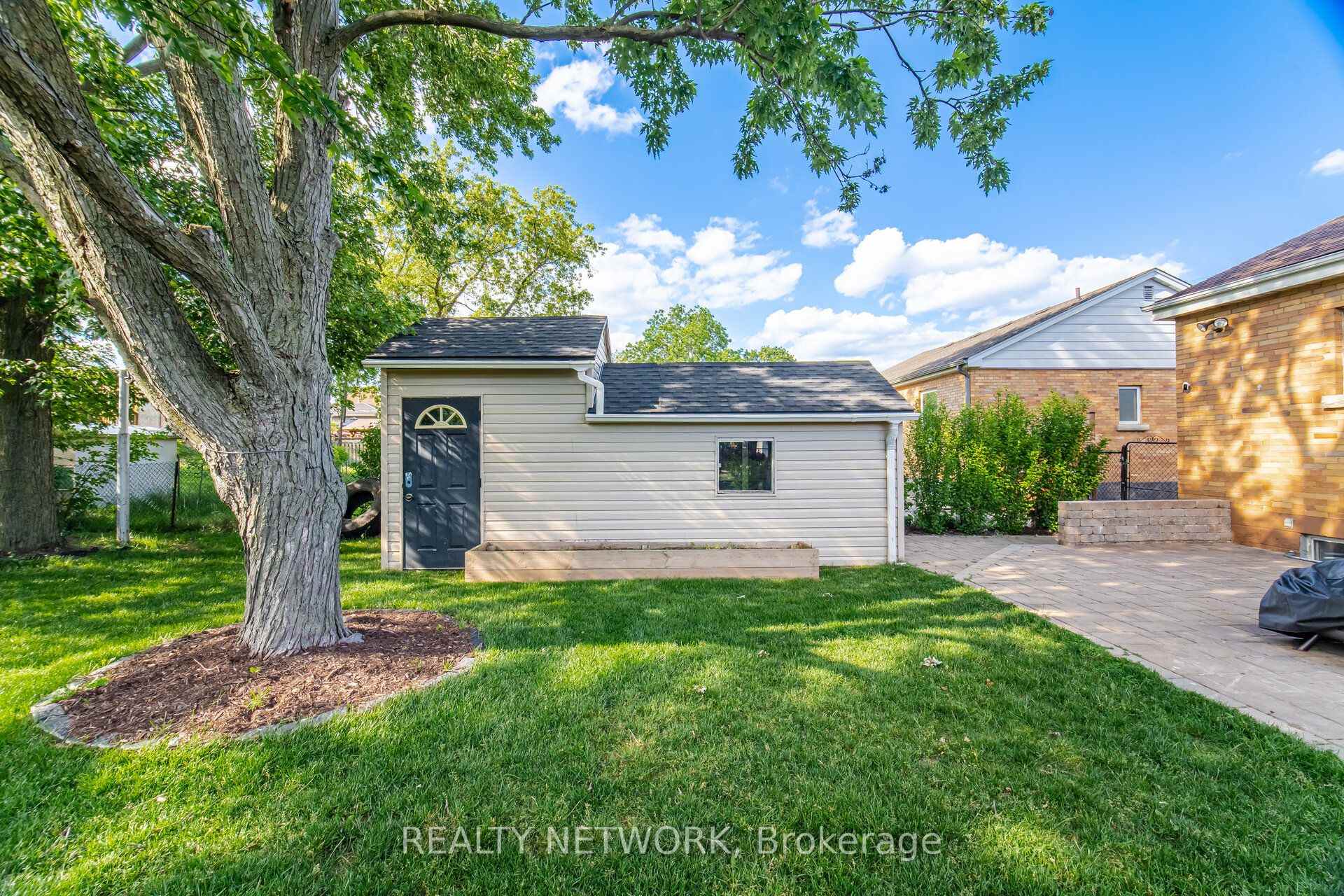 Photo 46 of 622 Upper Sherman Avenue, Hamilton, Burkholme — HOMEH