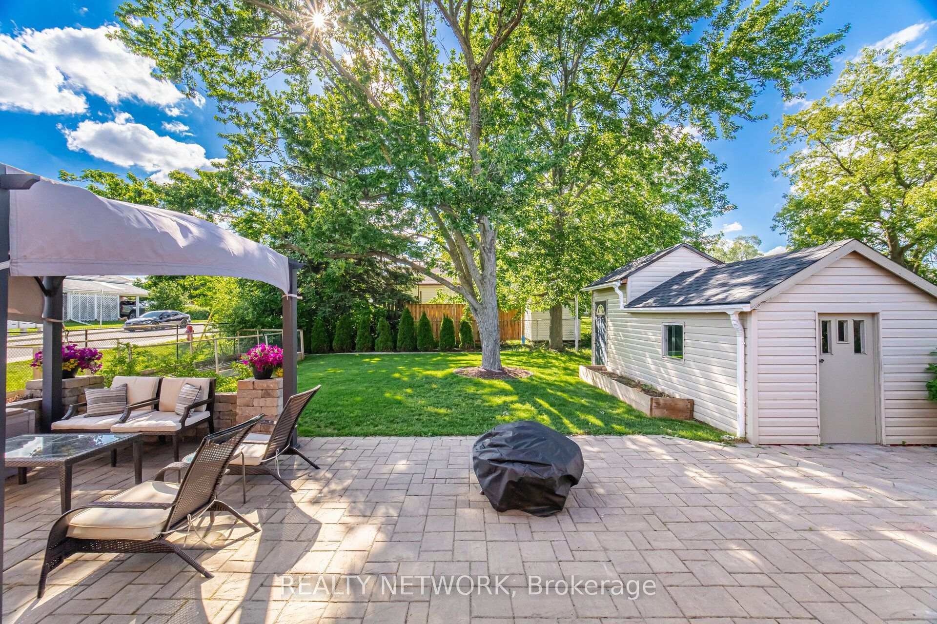 Photo 47 of 622 Upper Sherman Avenue, Hamilton, Burkholme — HOMEH